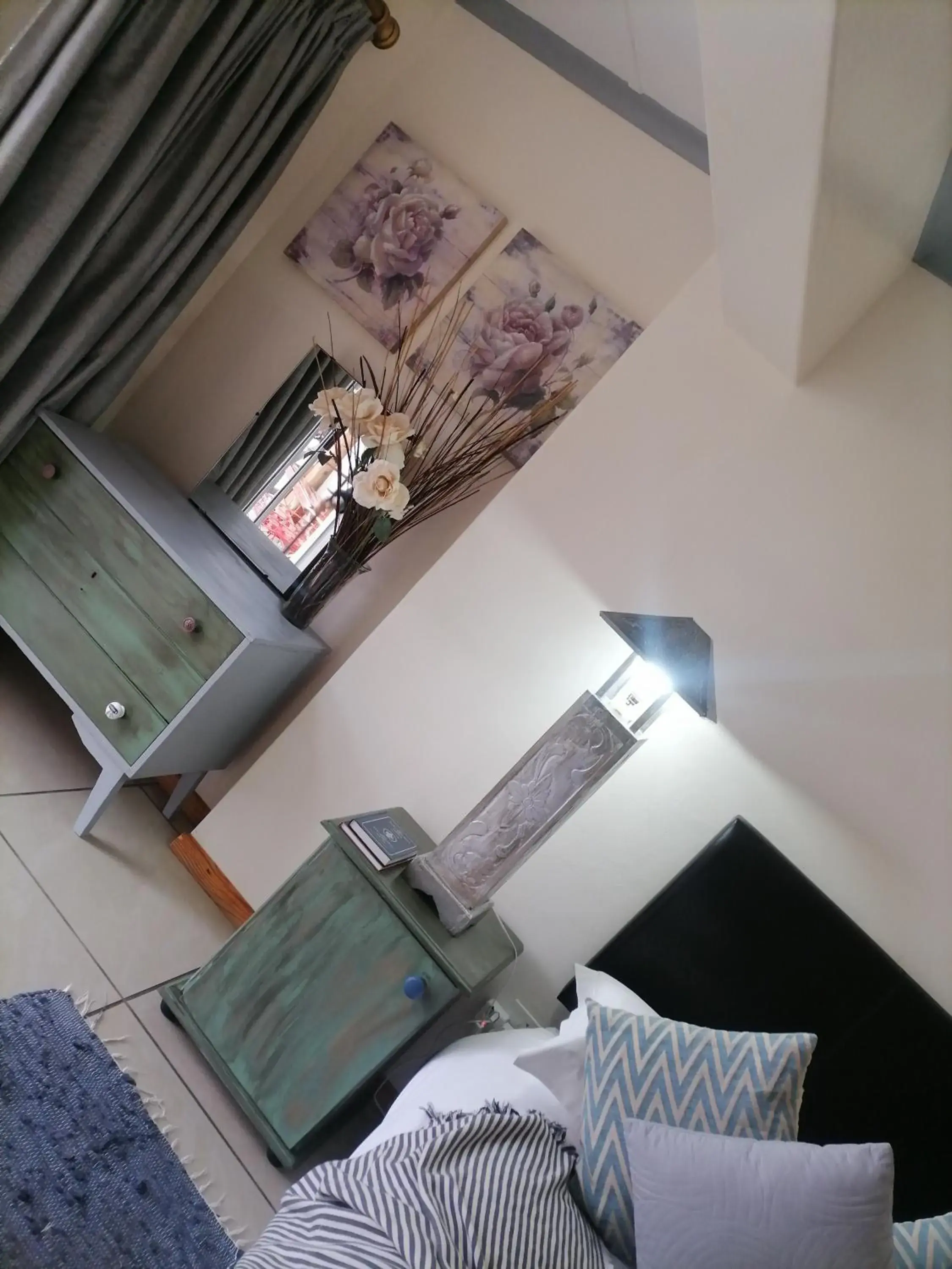 Deluxe Suite - single occupancy in Daisy Country Lodge Deluxe Suite - single occupancy in Daisy Country Lodge