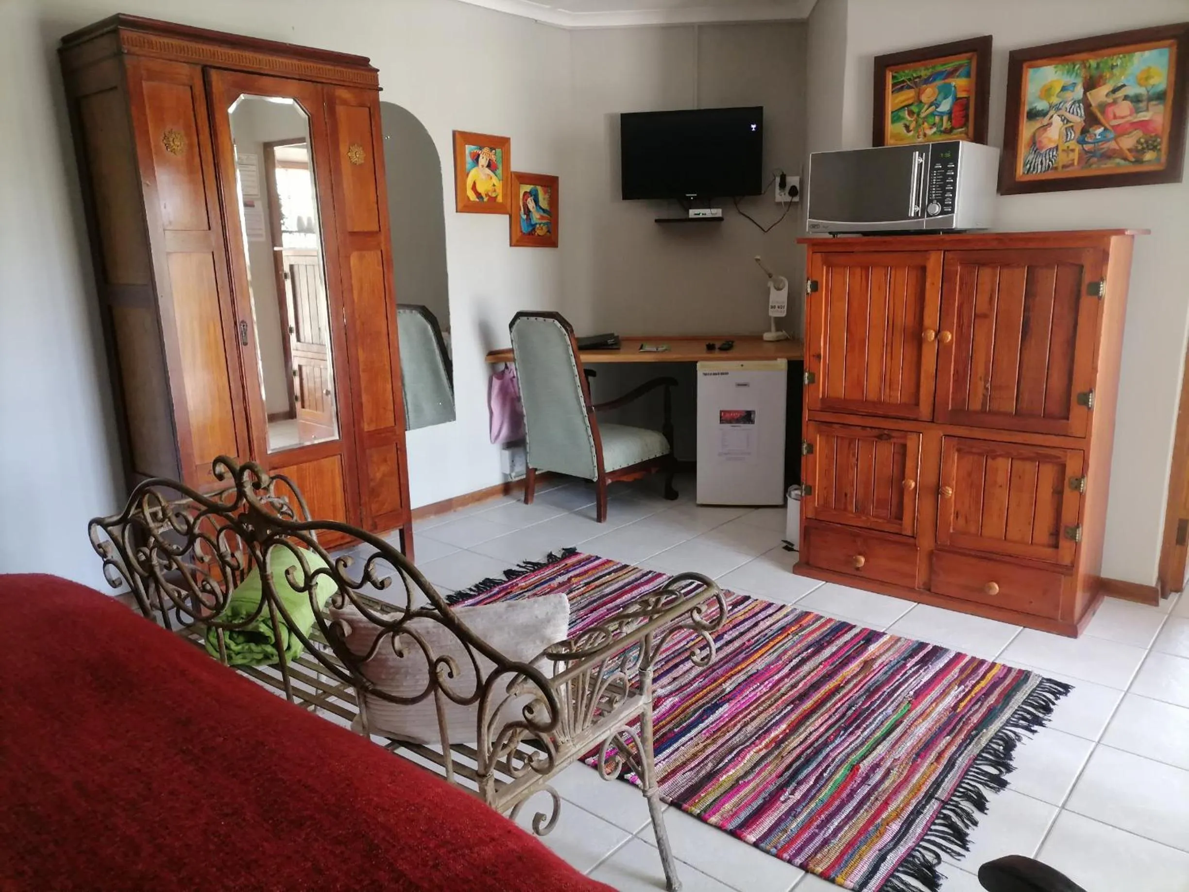 Bedroom in Daisy Country Lodge