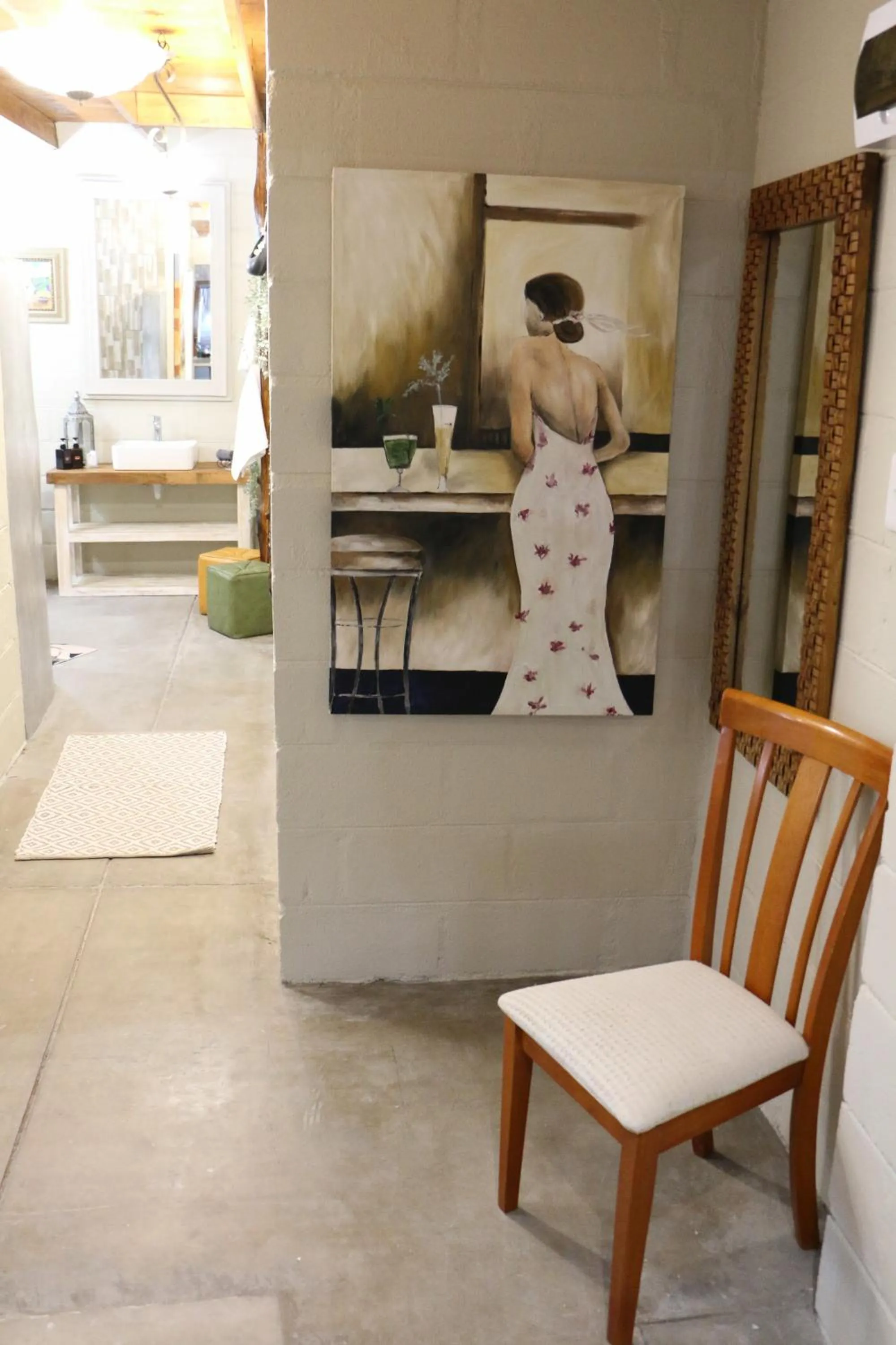 Decorative detail in Daisy Country Lodge