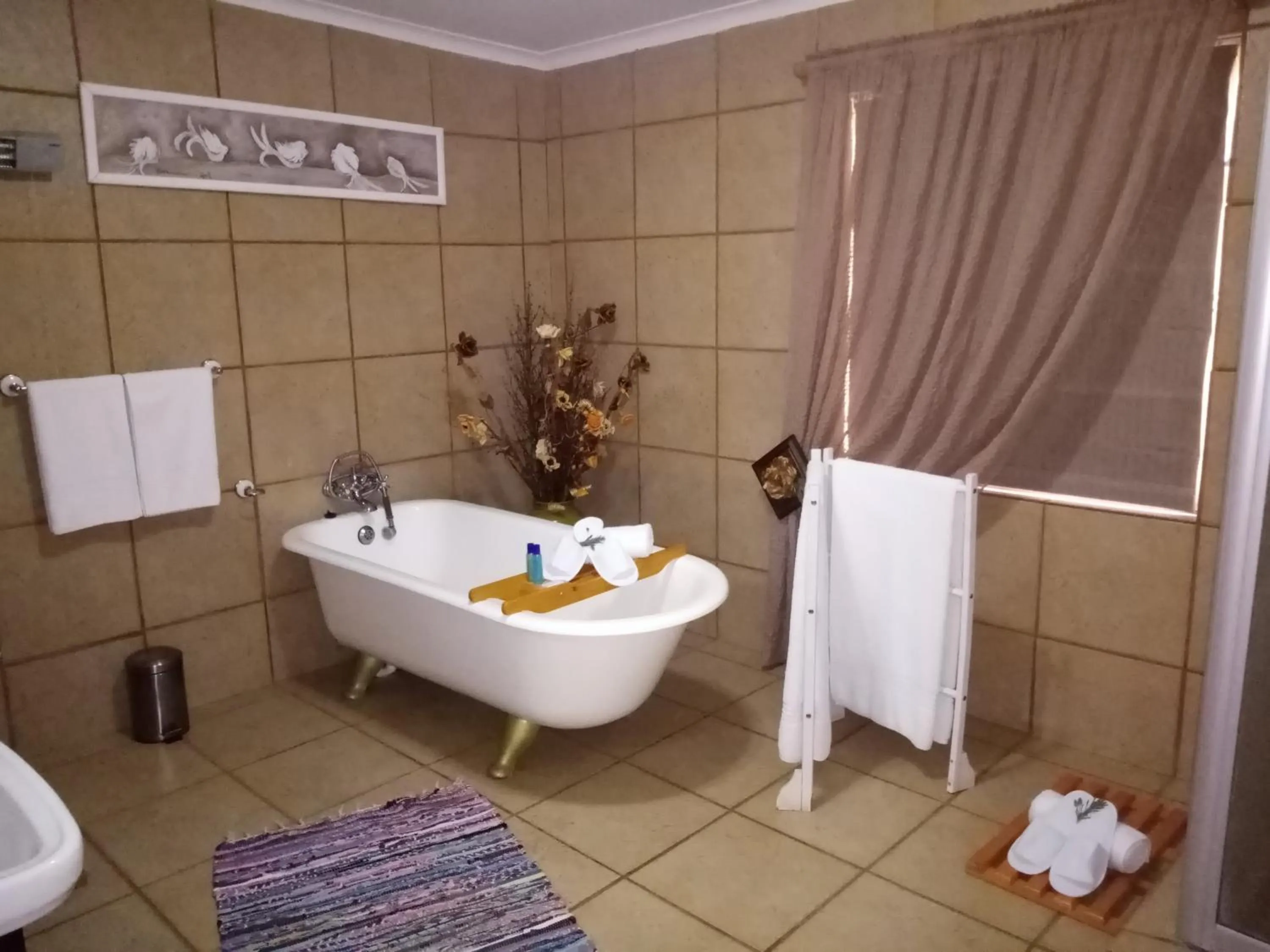 Bathroom in Daisy Country Lodge