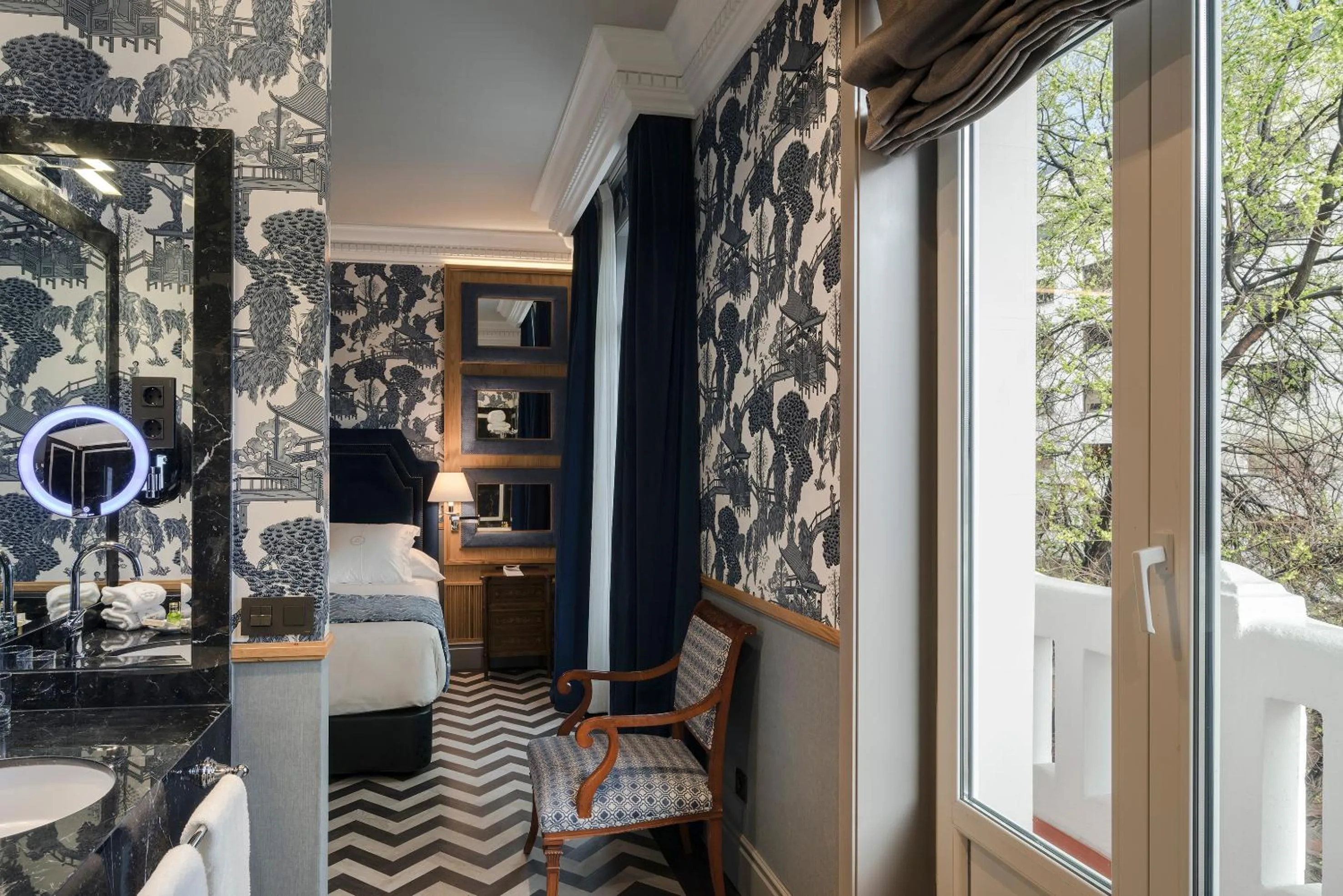 Photo of the whole room in Relais & Châteaux Heritage Hotel