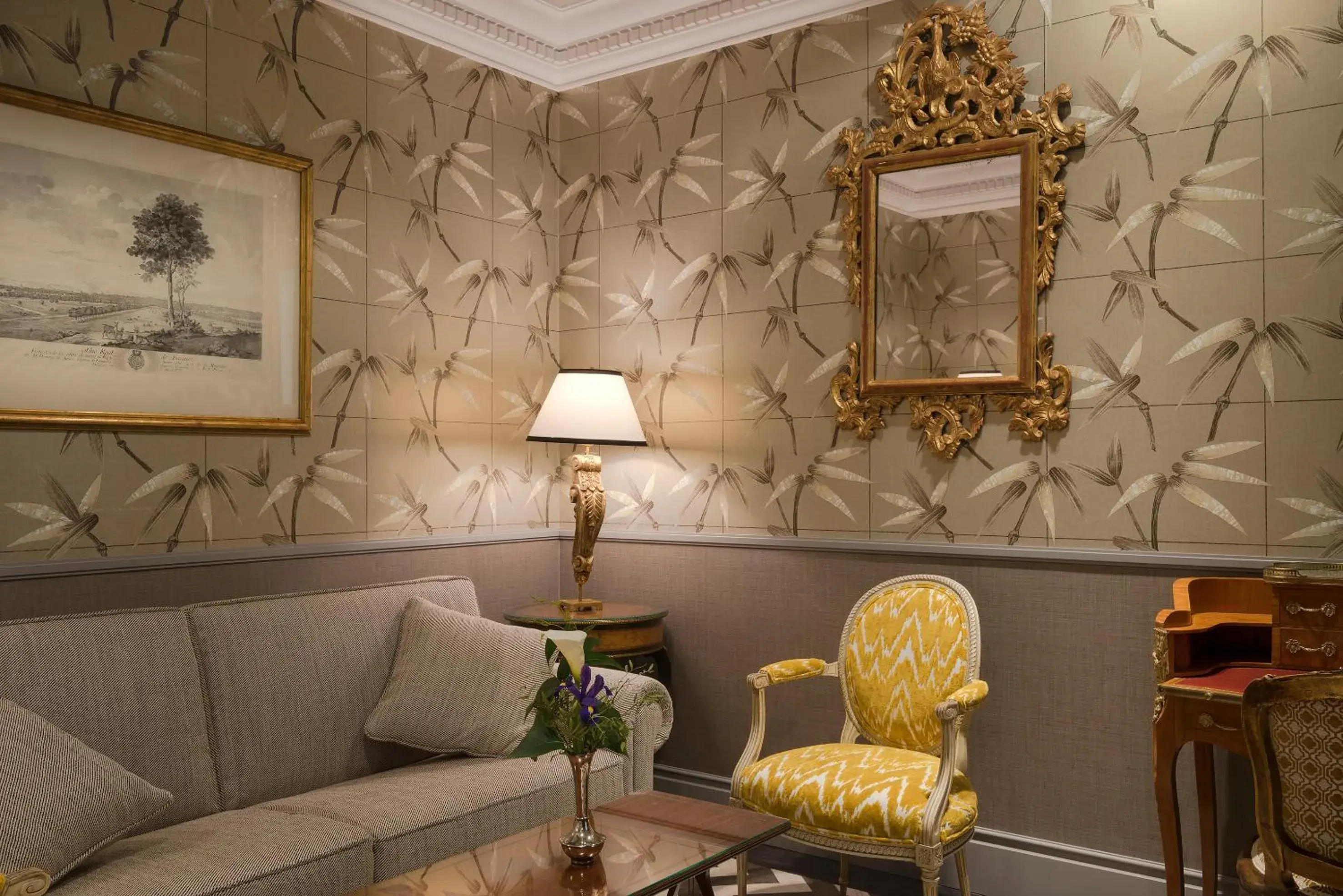 Deluxe Family Room in Relais & Châteaux Heritage Hotel Deluxe Family Room in Relais & Châteaux Heritage Hotel