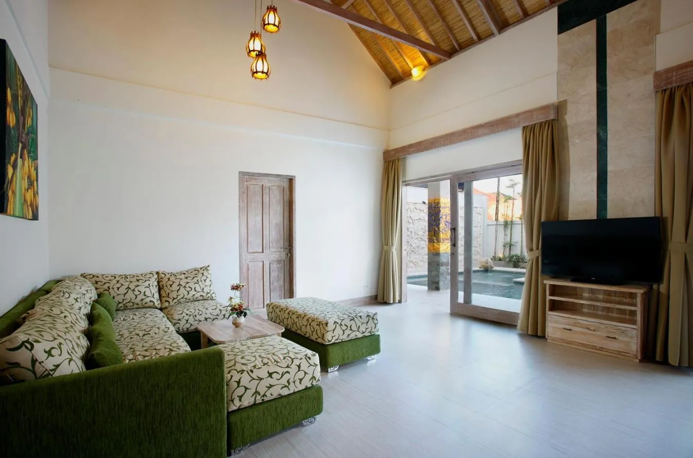 Villa Adon
