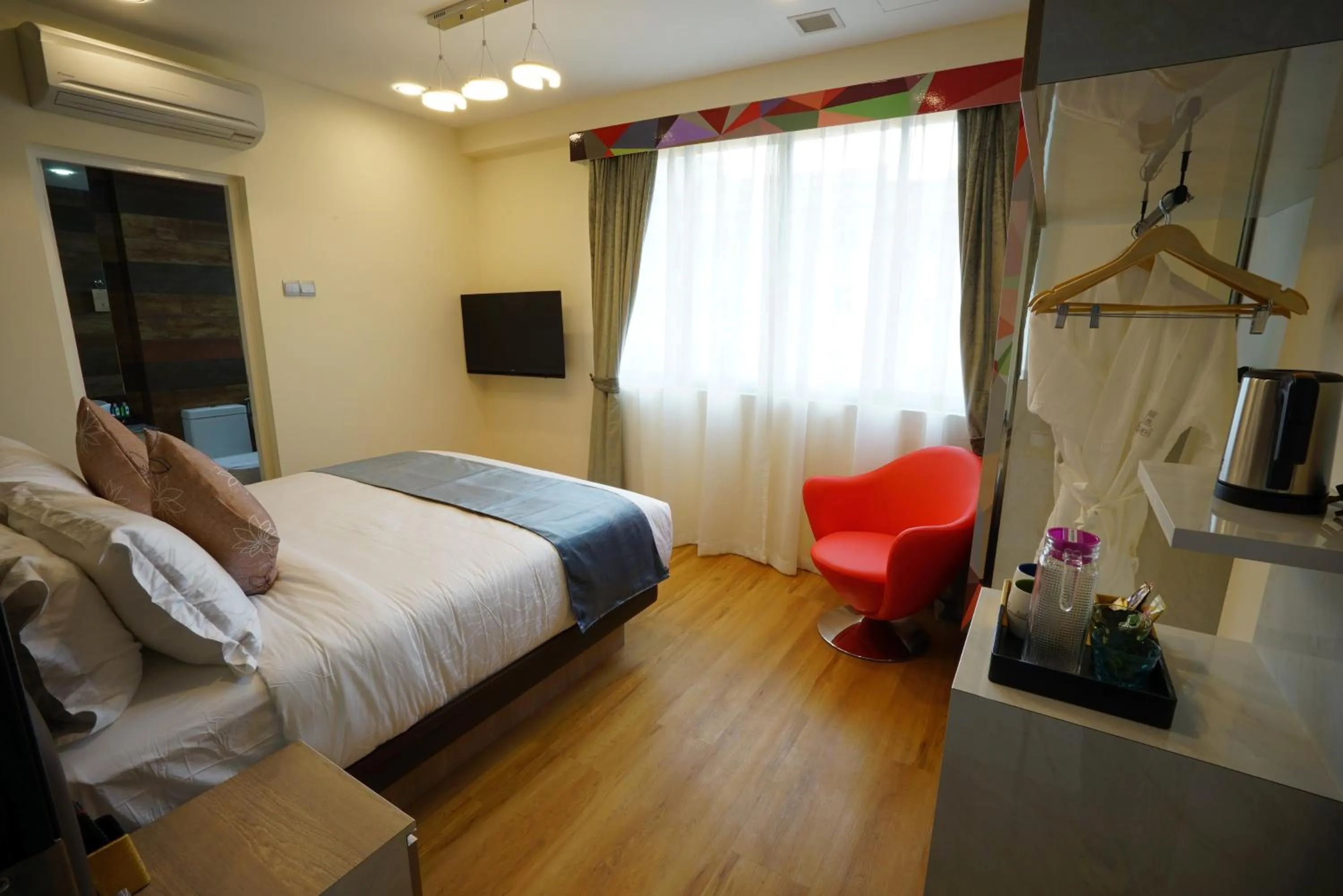 Bed in five6 Hotel Splendour