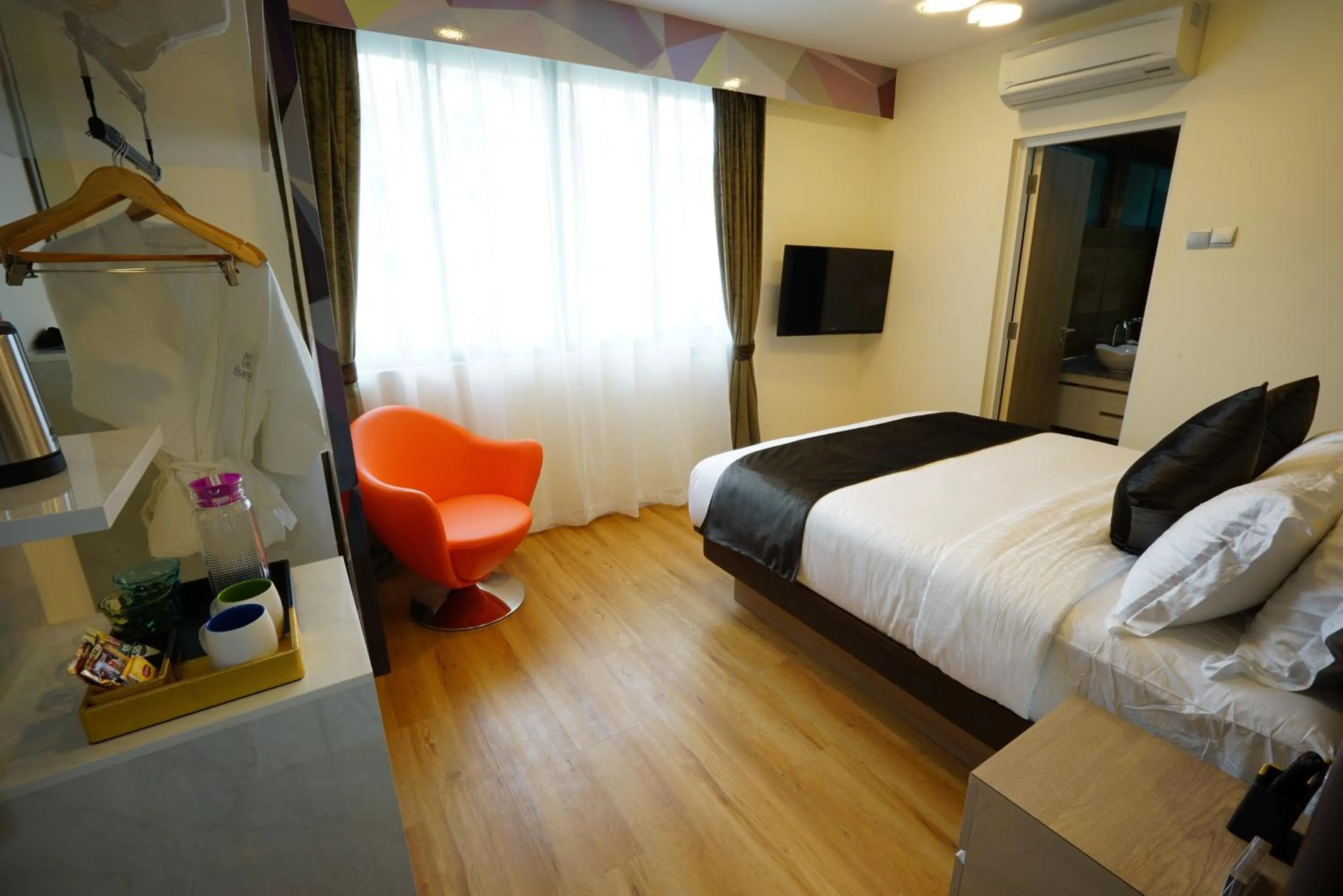 Photo of the whole room, Bed in five6 Hotel Splendour