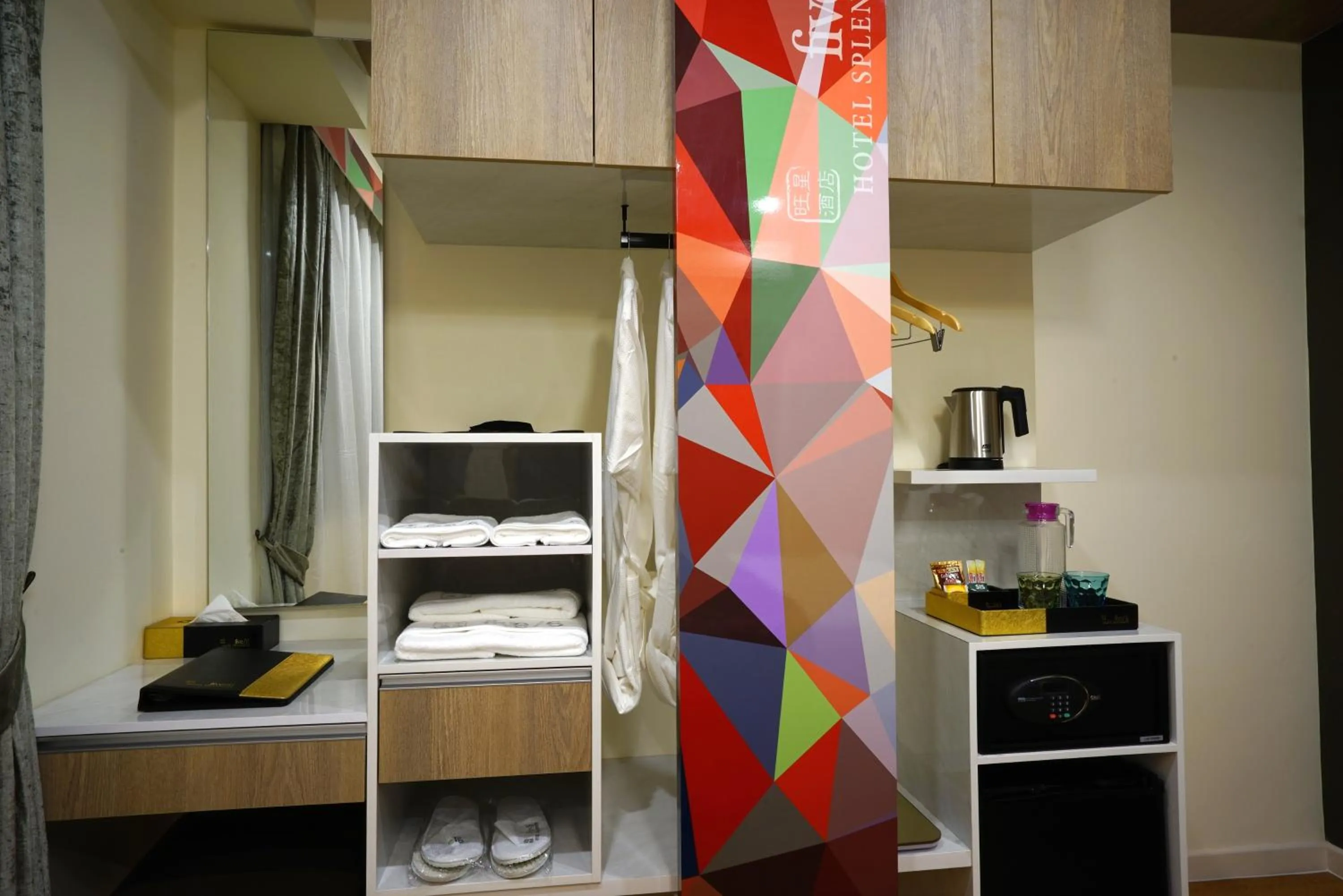 Area and facilities in five6 Hotel Splendour