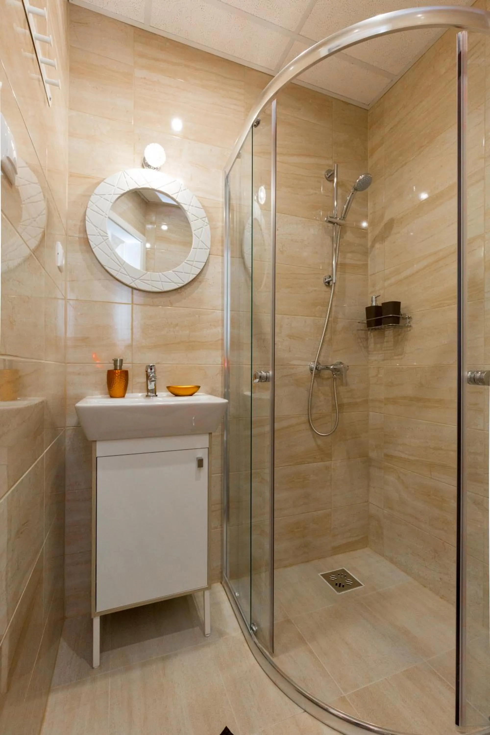 Bathroom in Budapest Holidays Fashion