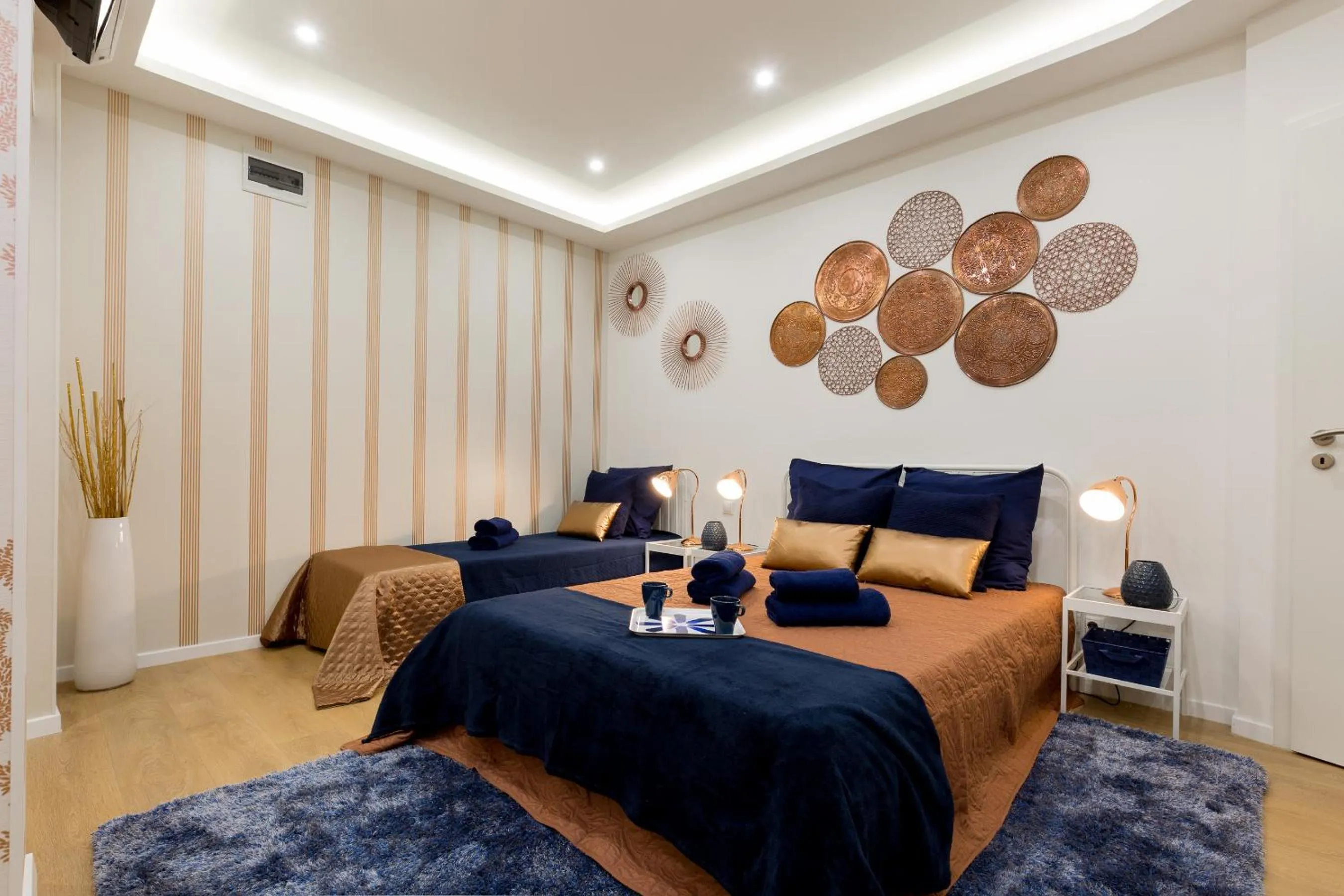 Photo of the whole room, Bed in Budapest Holidays Fashion