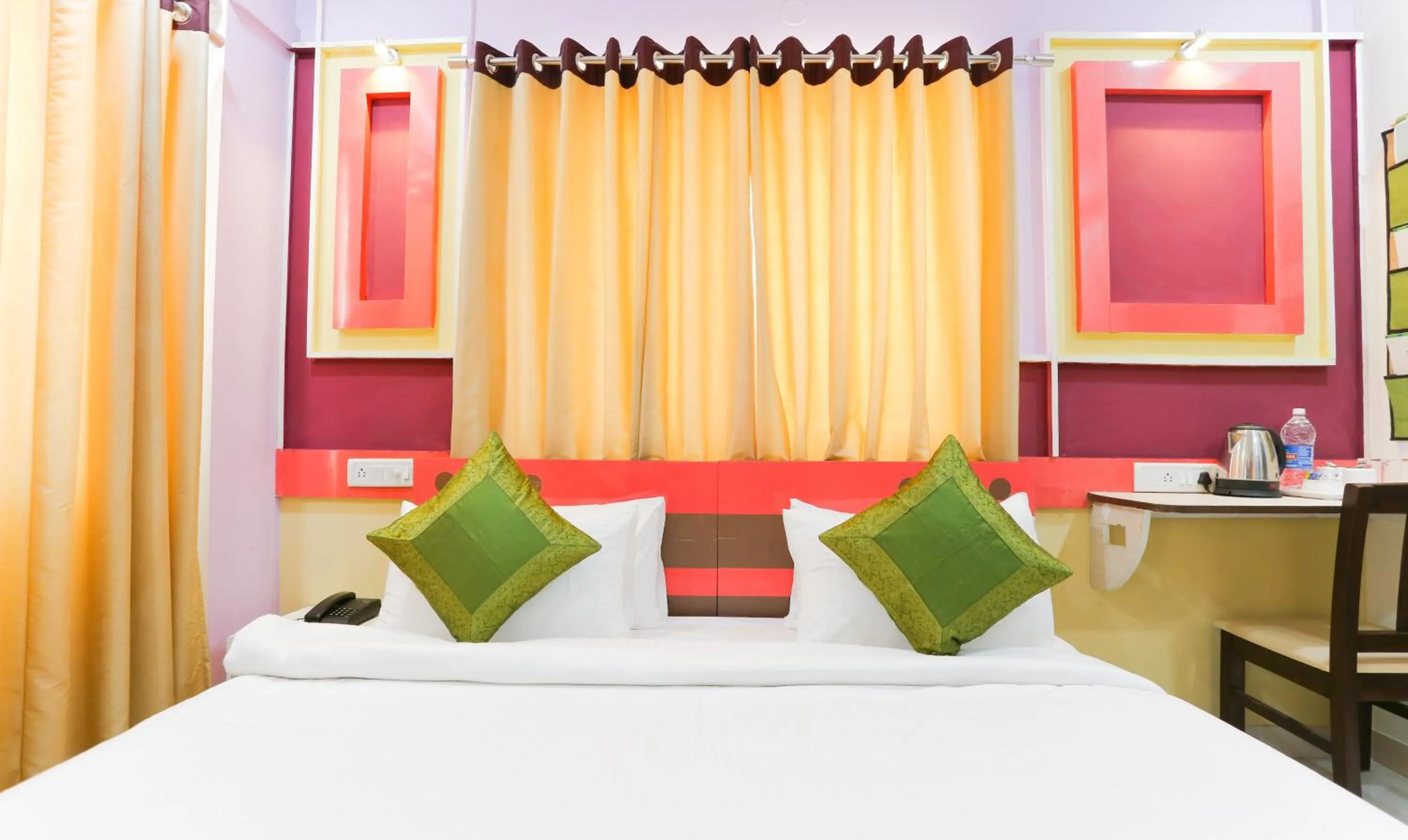 Bedroom, Bed in Itsy Hotels Worldtree Bellandur