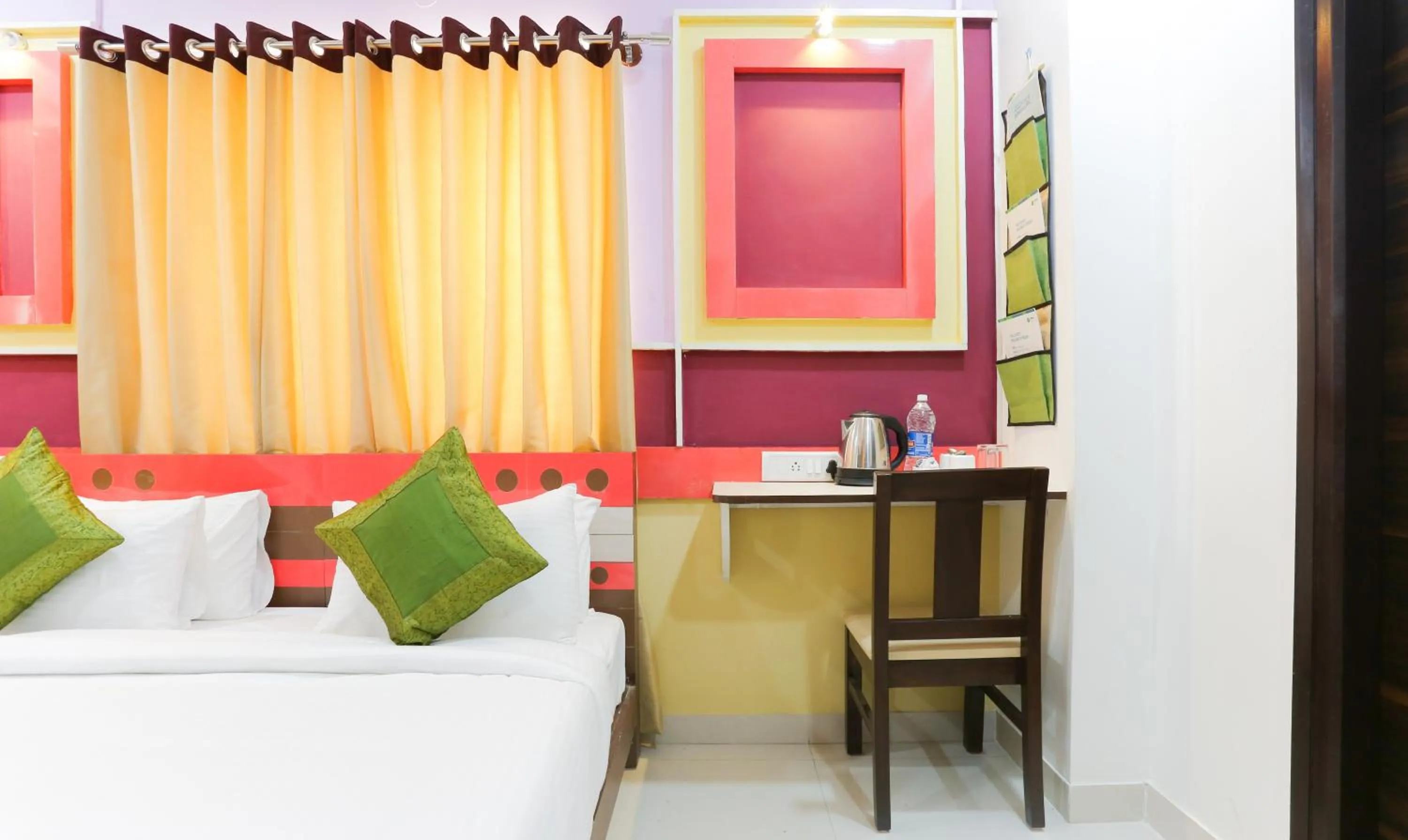 Bedroom, Bed in Itsy Hotels Worldtree Bellandur