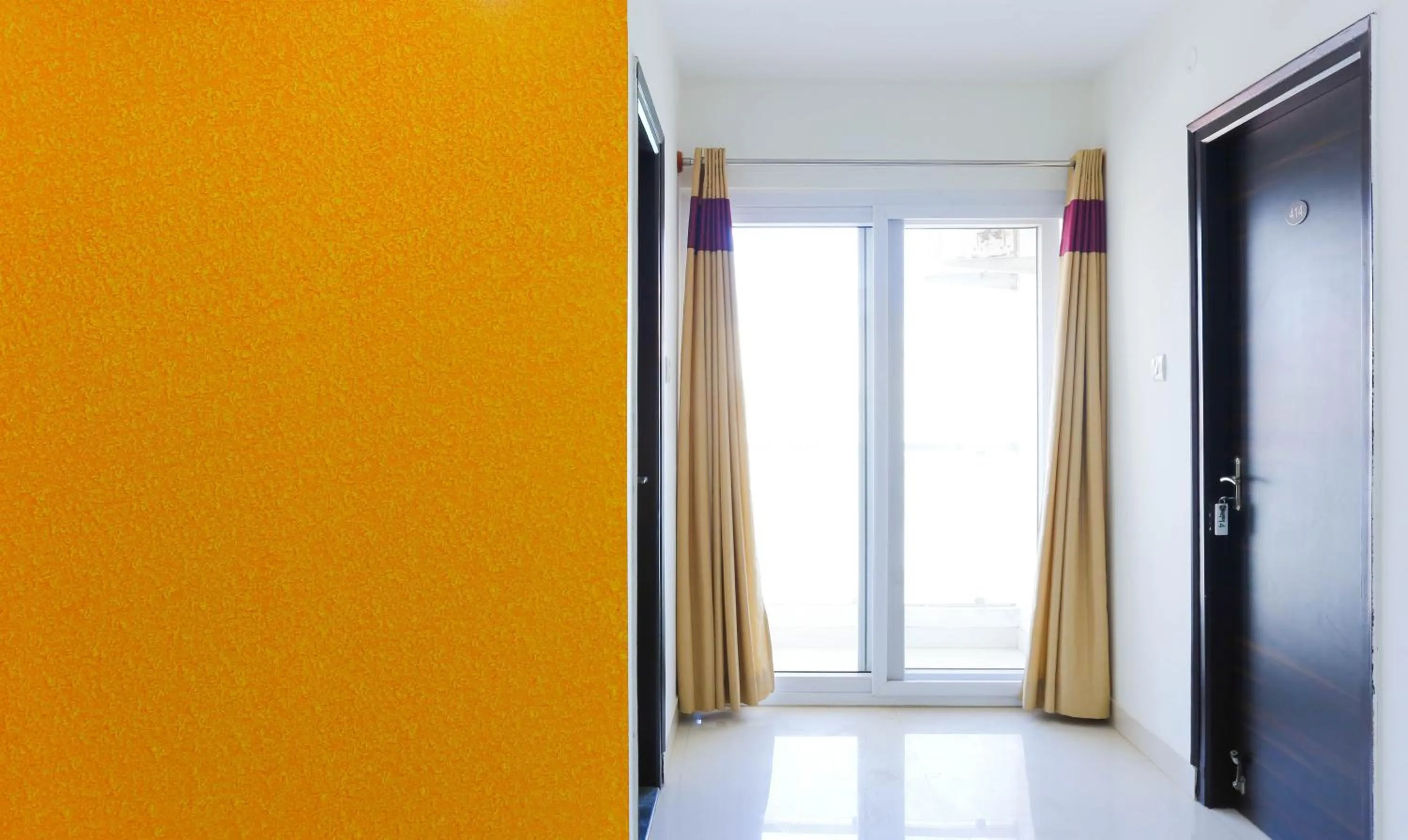 Lobby or reception in Itsy Hotels Worldtree Bellandur