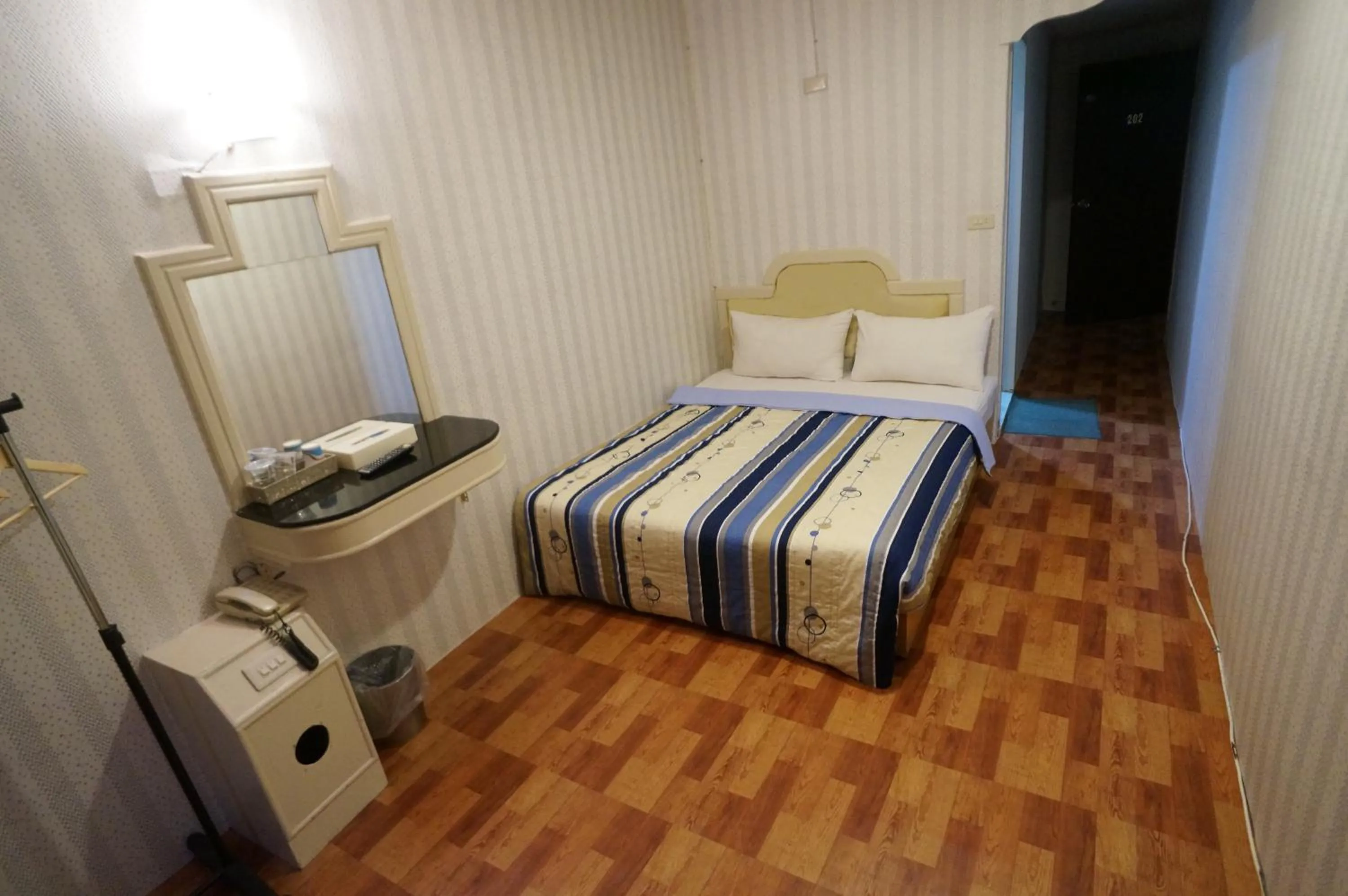 bunk bed, Bed in Yi Yuan Hotel