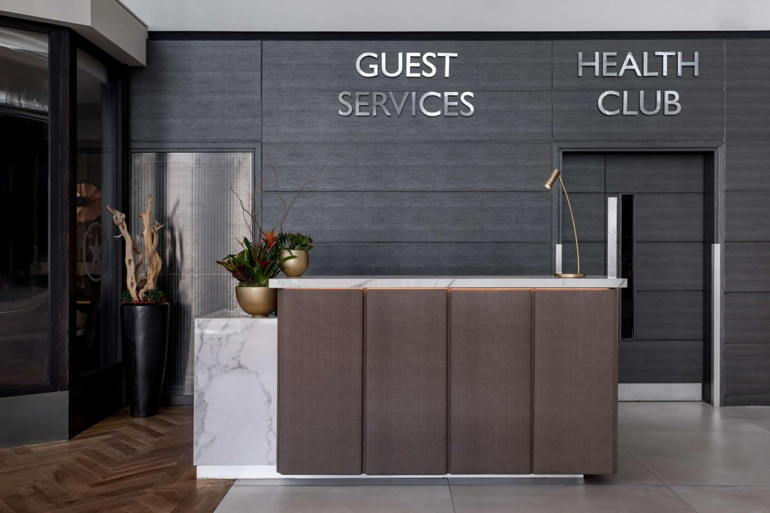 Lobby or reception in Radisson Blu Hotel London Stansted Airport