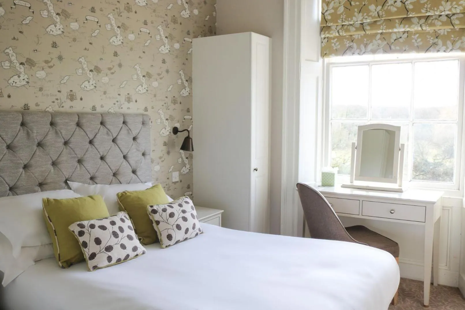 Bedroom, Bed in Bartley Lodge Hotel