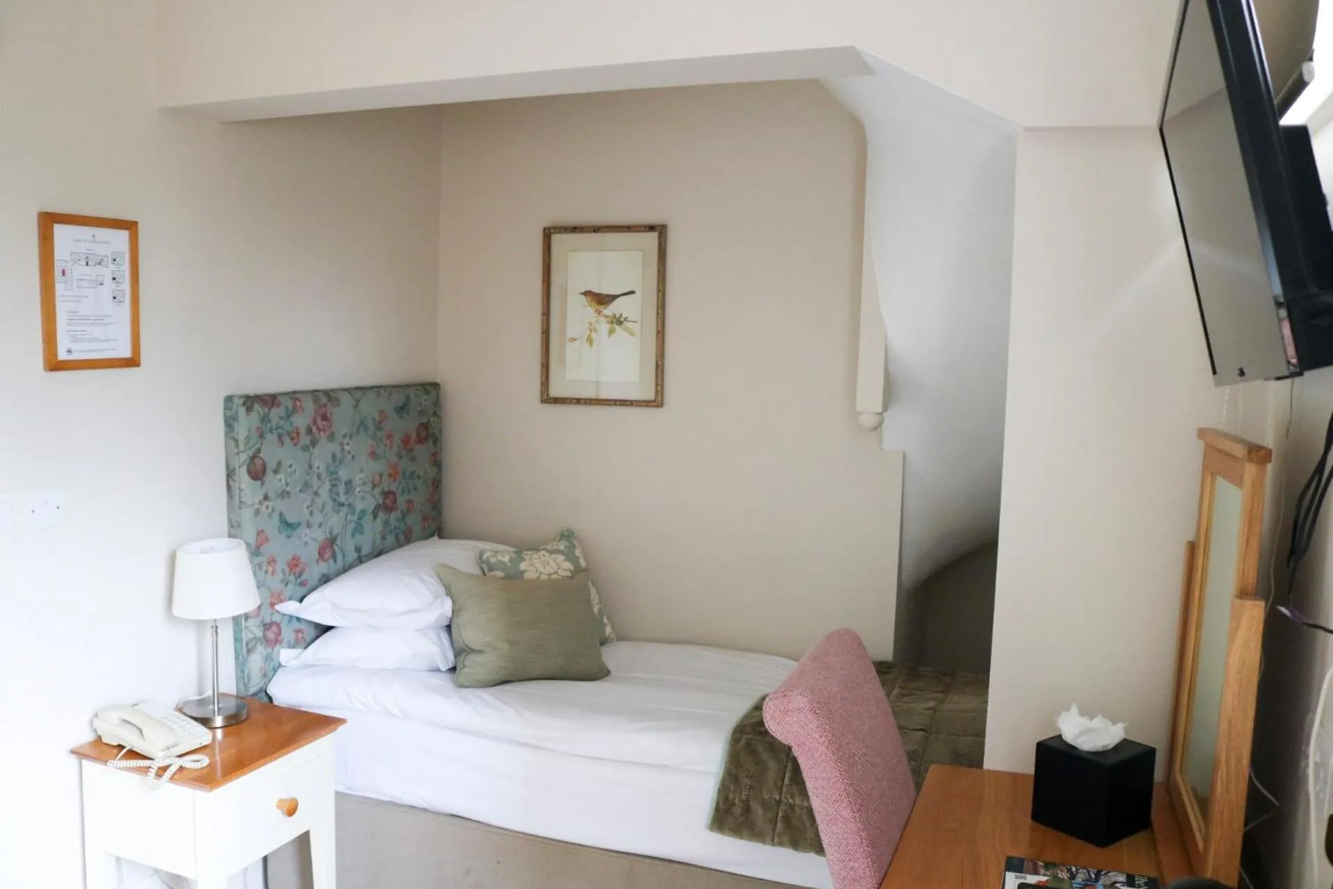 Bedroom, Bed in Bartley Lodge Hotel