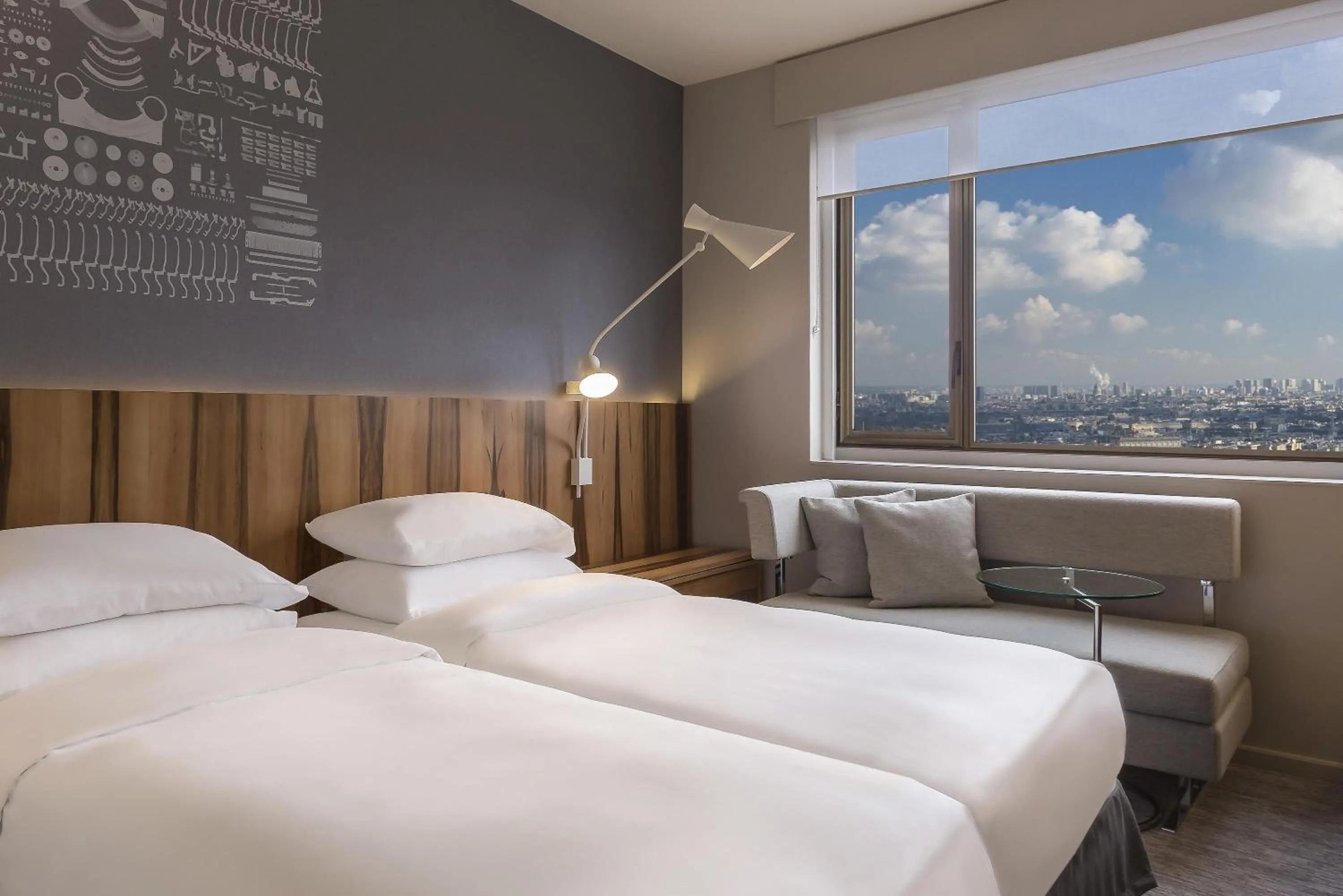 Bedroom, Bed in Hyatt Regency Paris Etoile