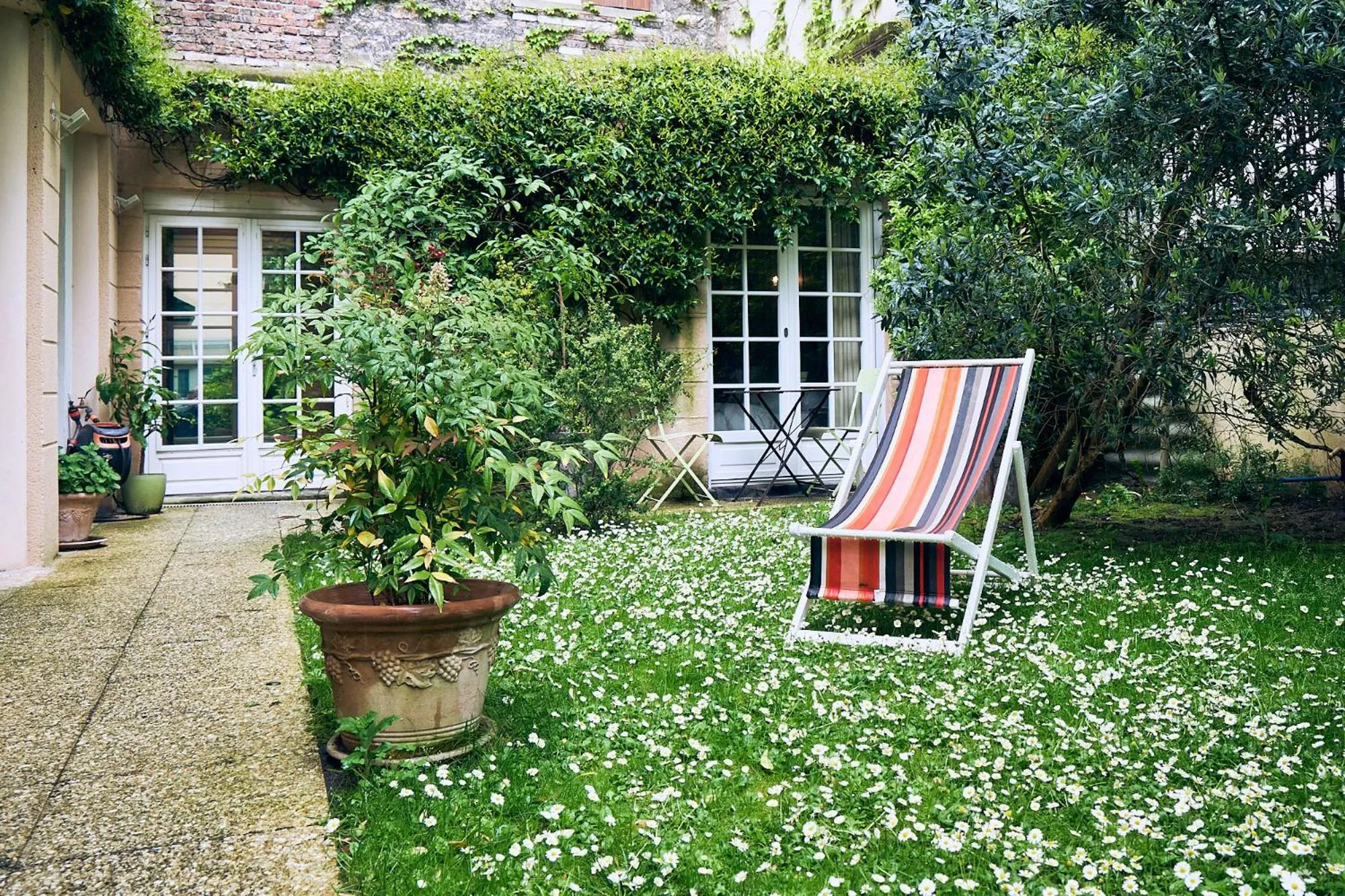 Garden in Le Vert Galant - Auberge Etchegorry