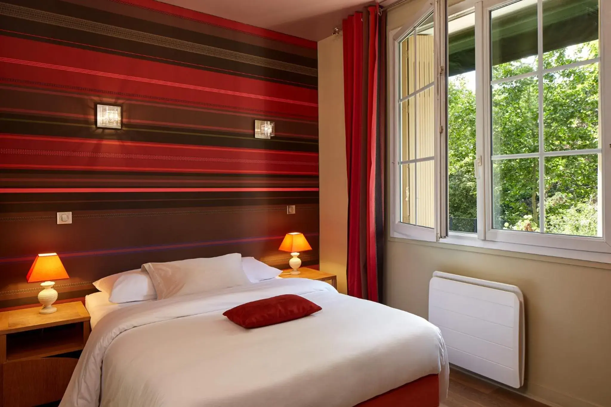 Bed in Le Vert Galant - Auberge Etchegorry Bed in Le Vert Galant - Auberge Etchegorry