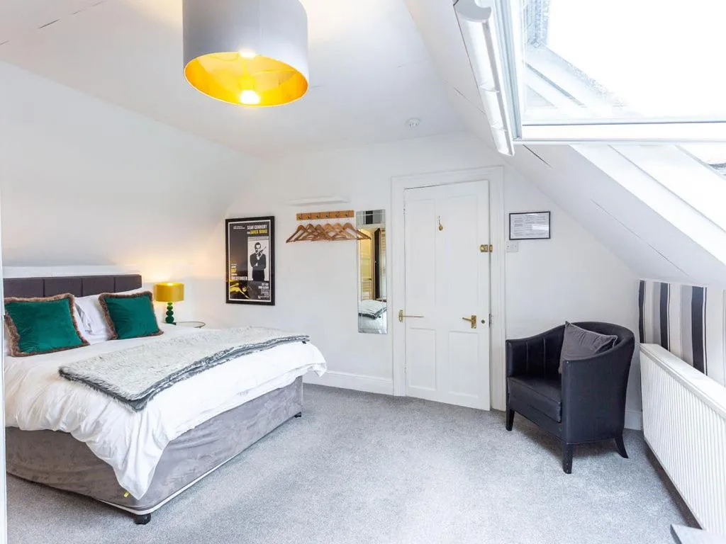 Bed in Norbury House Stylish Accommodation