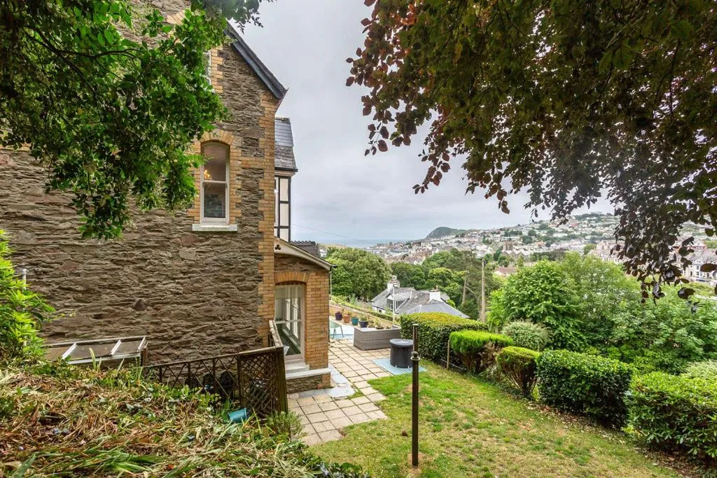 Norbury House Stylish Accommodation