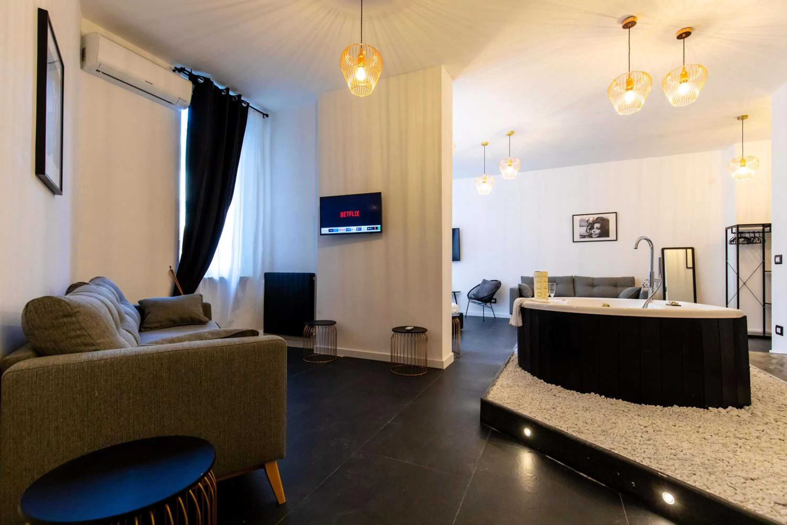Munì Boutique Flat by Babylon Stay