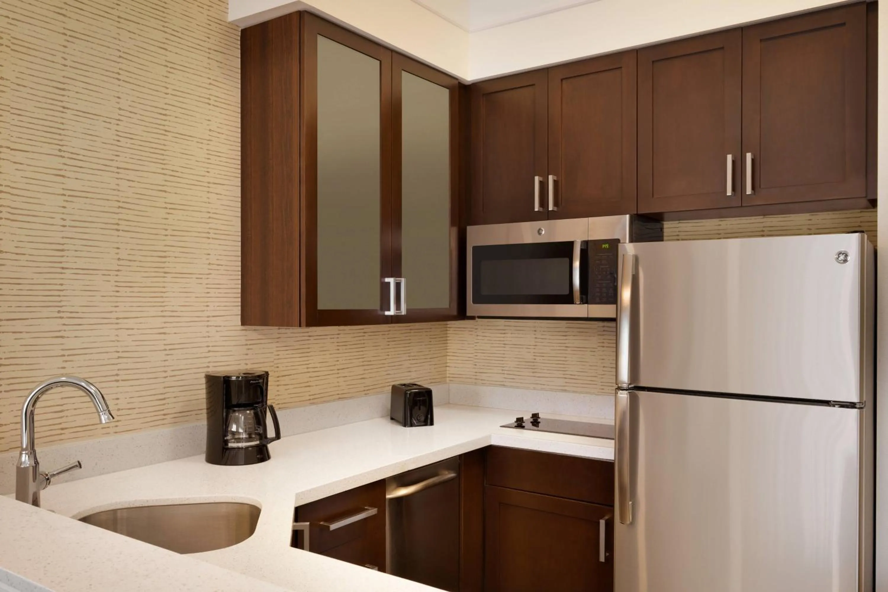 Kitchen or kitchenette in Residence Inn by Marriott Winston-Salem Hanes Mall
