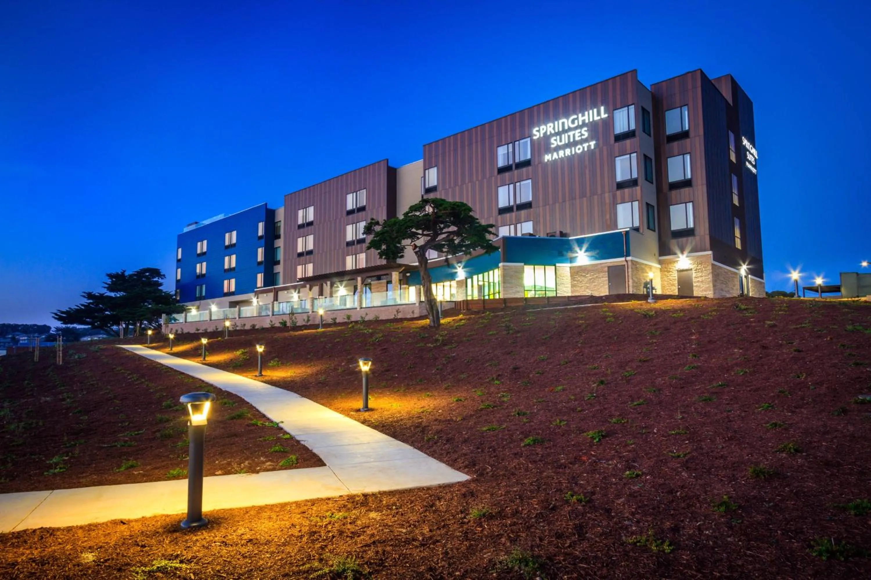 Property building in SpringHill Suites by Marriott The Dunes On Monterey Bay