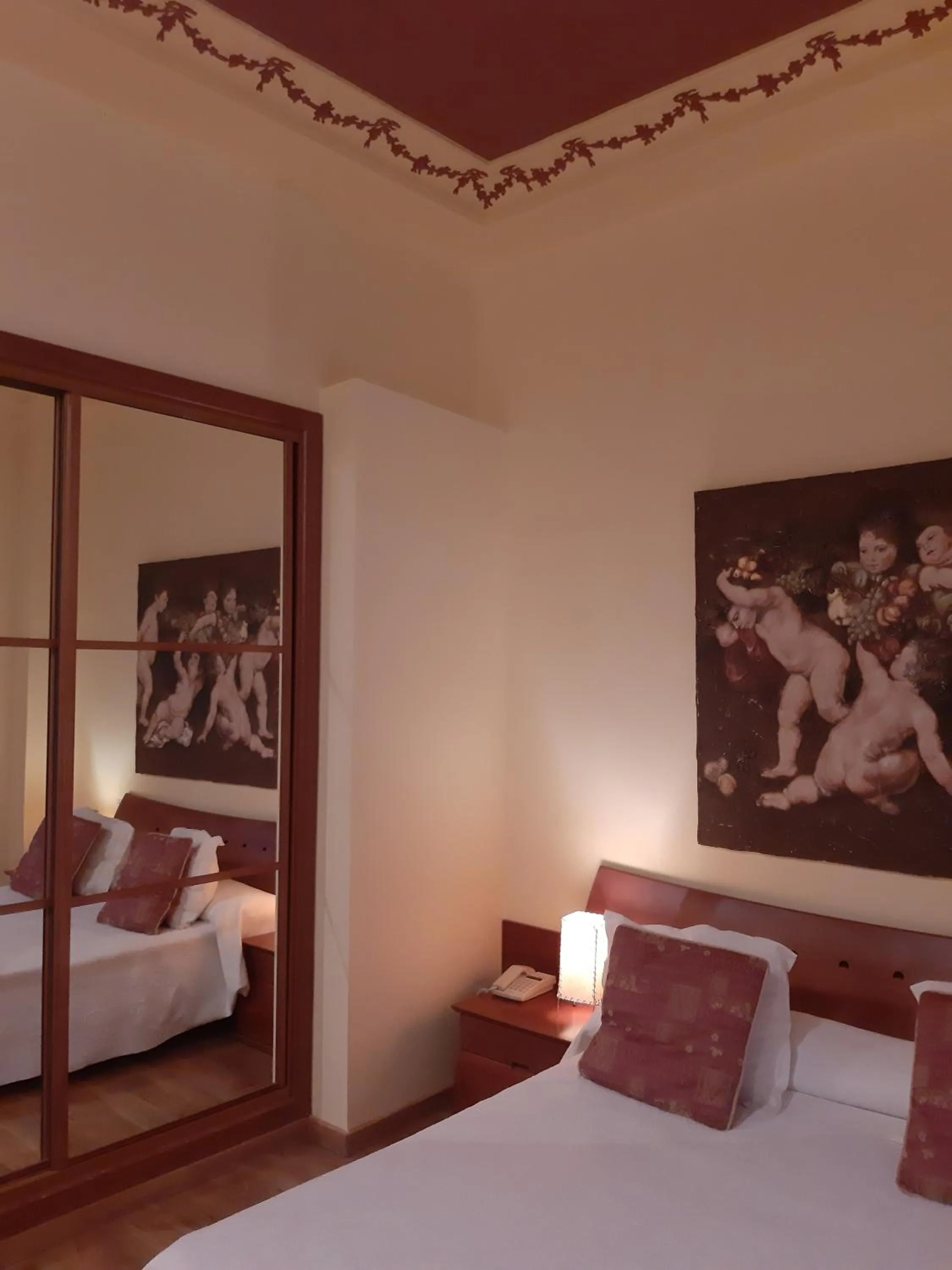 Photo of the whole room in Hotel Spa Convento I