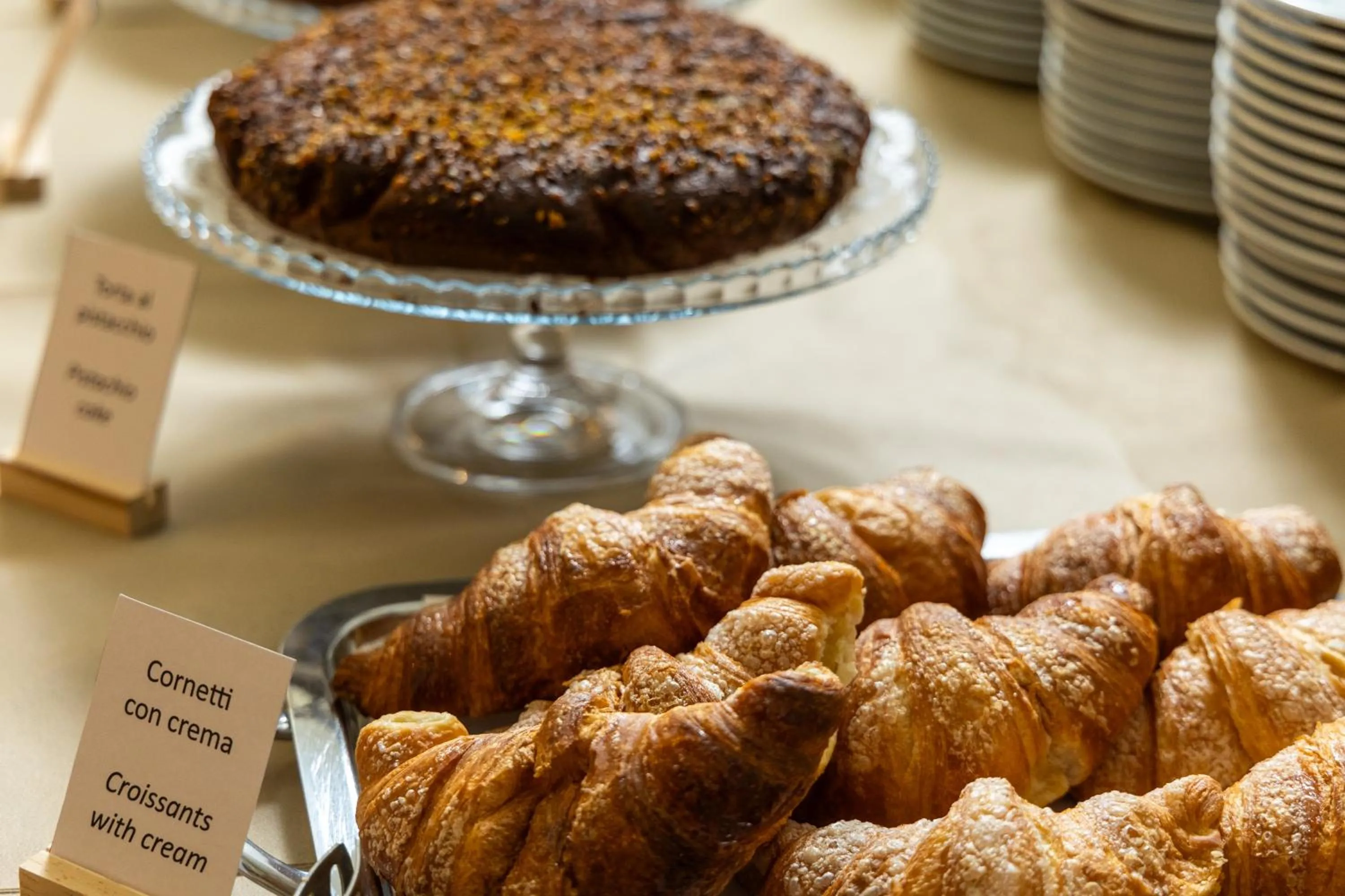 Food and drinks in Hotel Minerva