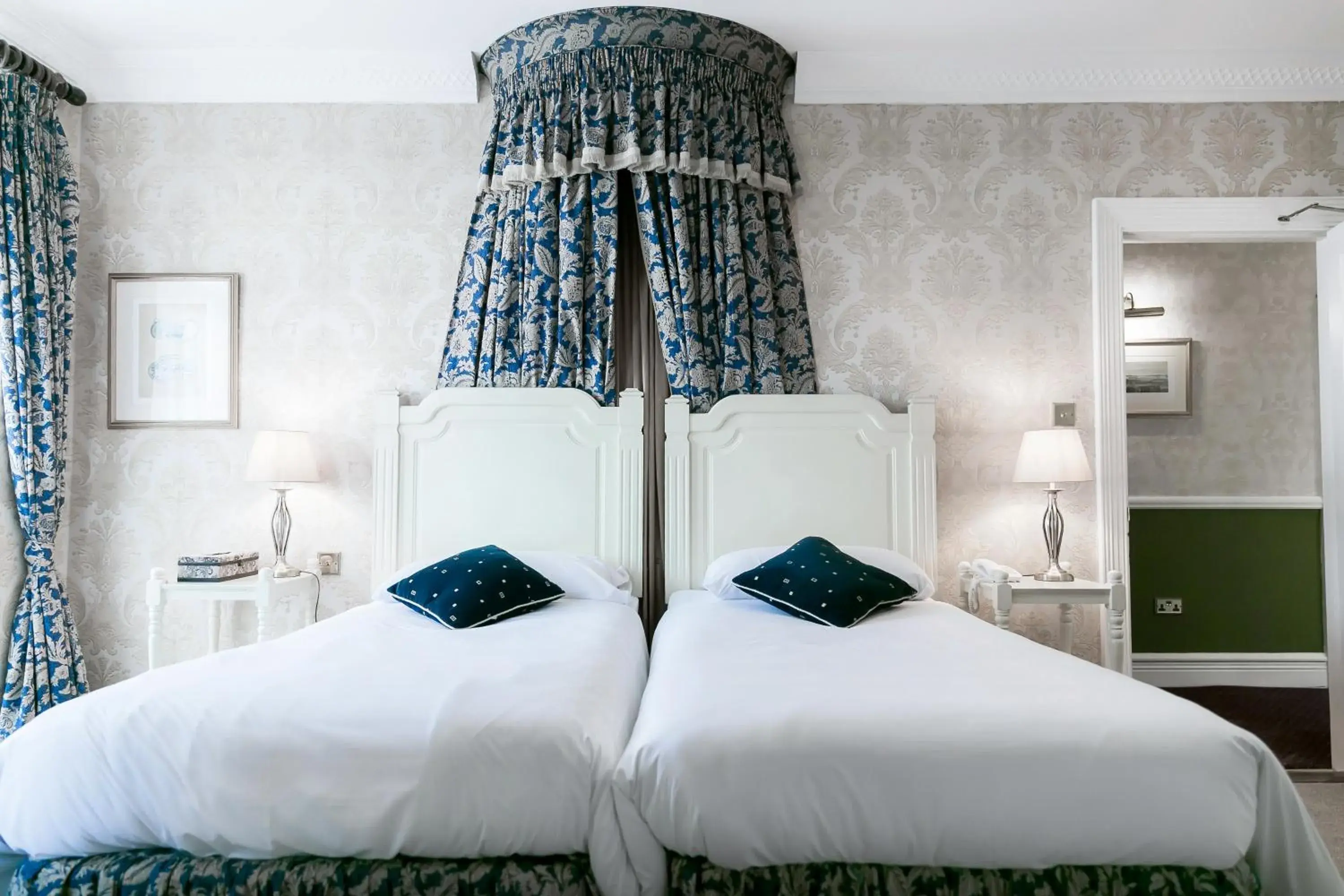 Photo of the whole room, Bed in Butlers Townhouse Photo of the whole room, Bed in Butlers Townhouse