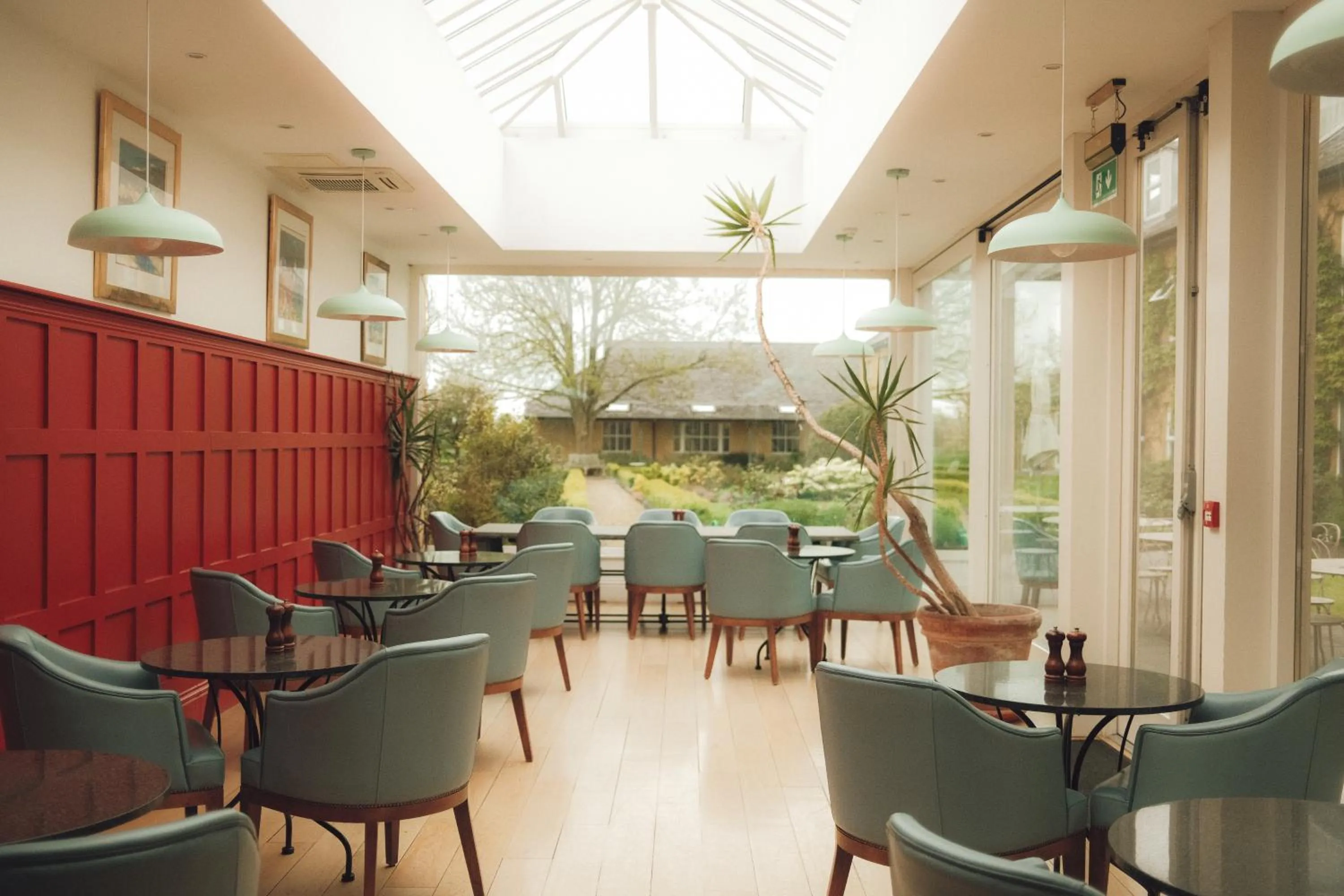 Lounge or bar in The Dunraven, Adare