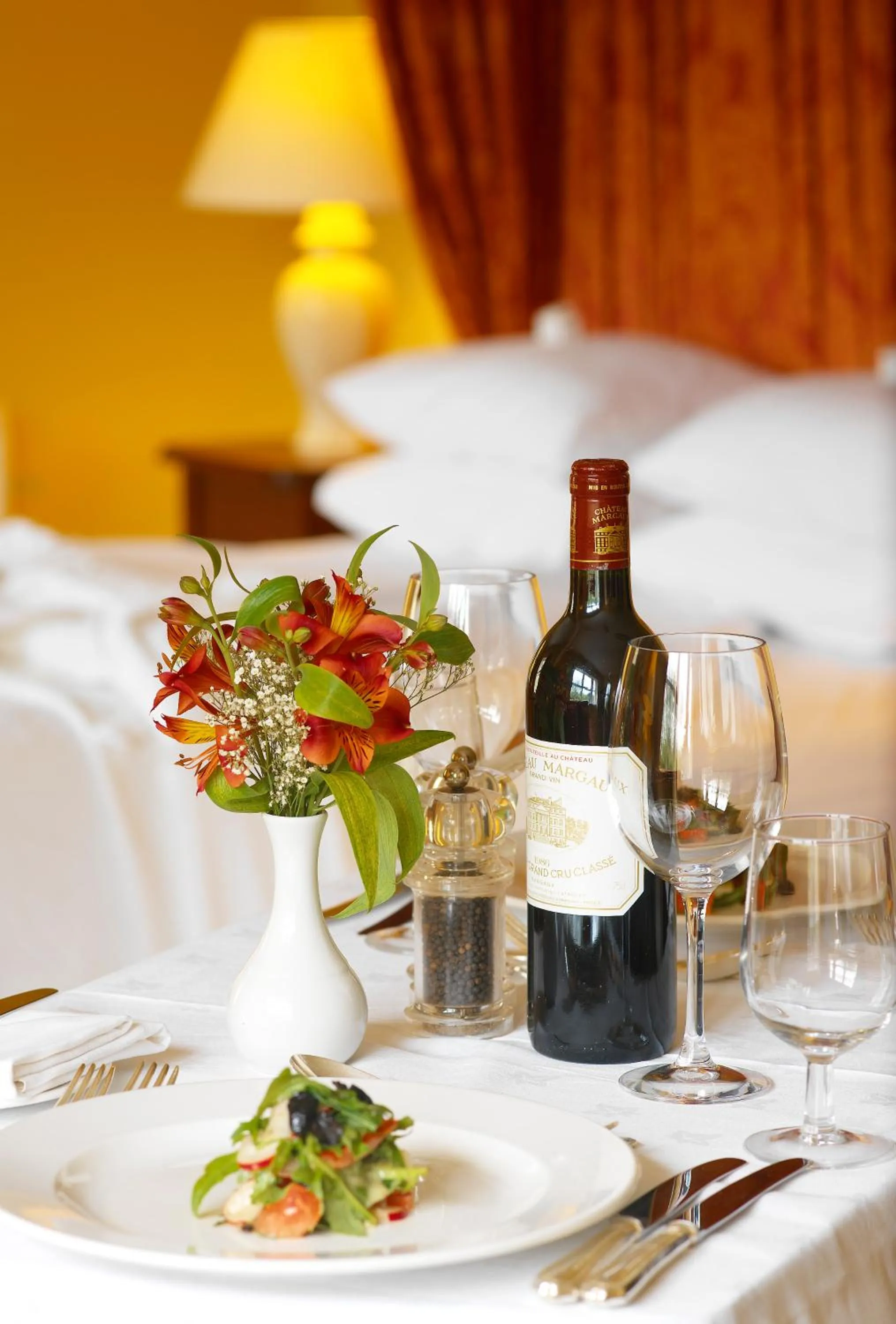 Bed in The Dunraven, Adare