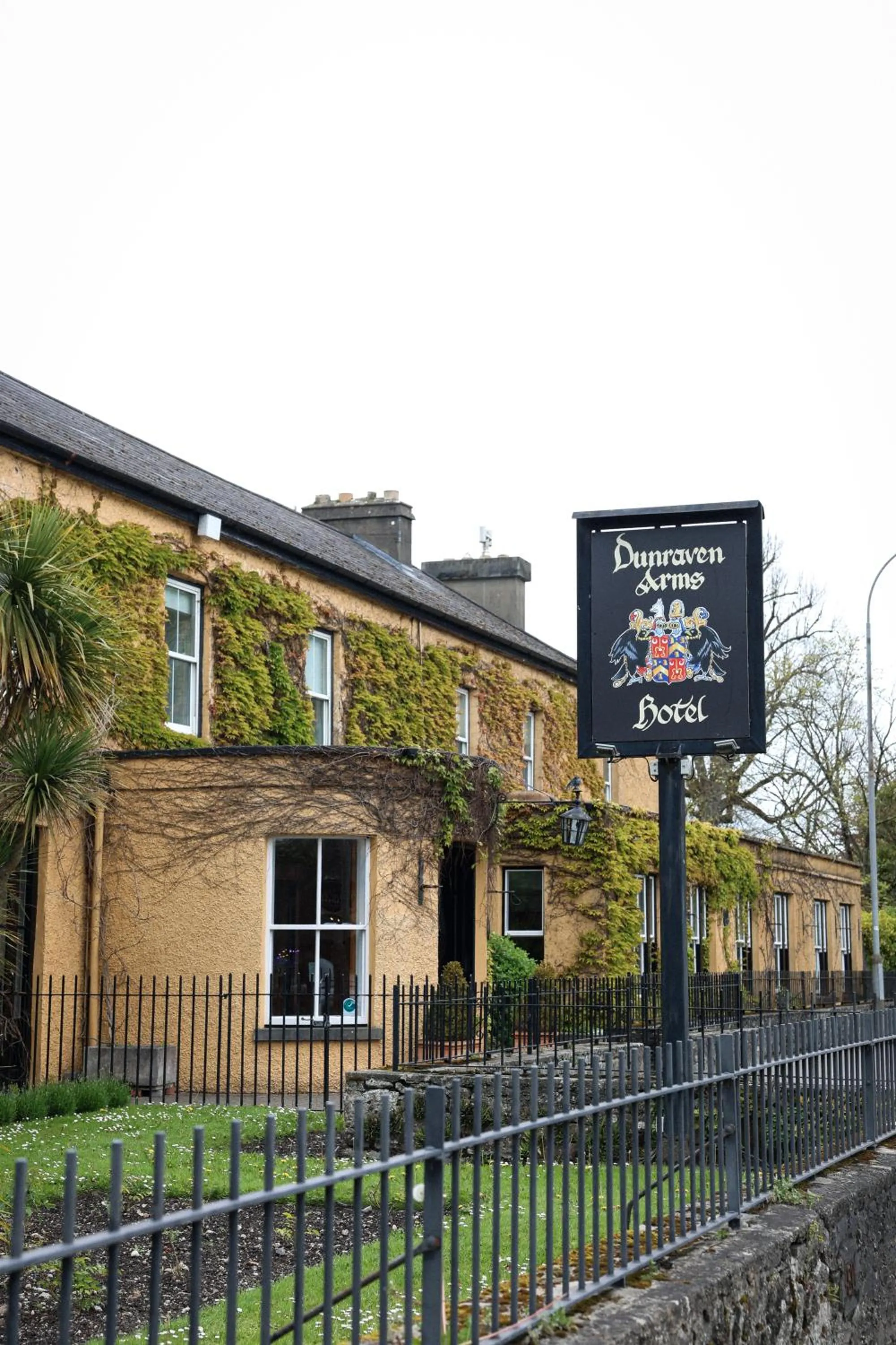 Garden in The Dunraven, Adare