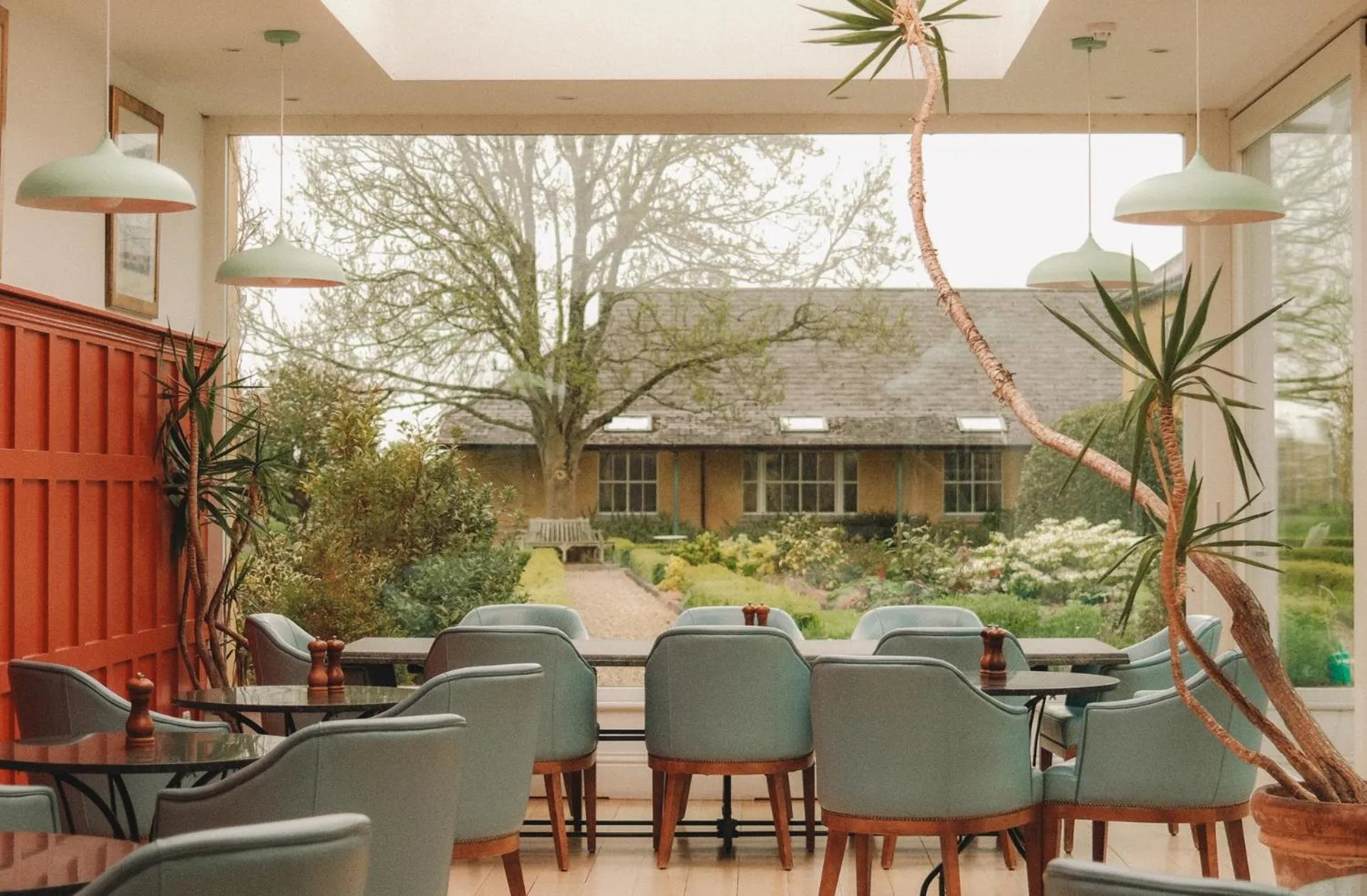 Lounge or bar in The Dunraven, Adare