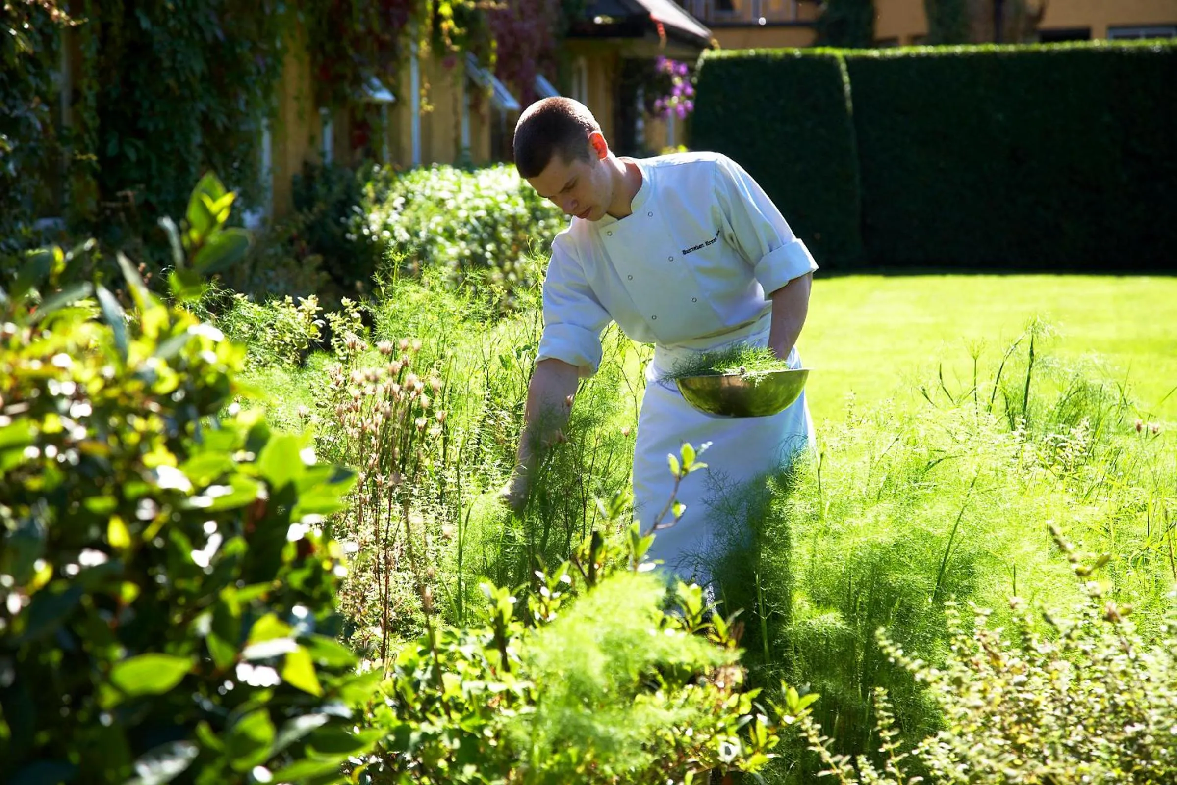 People in The Dunraven, Adare