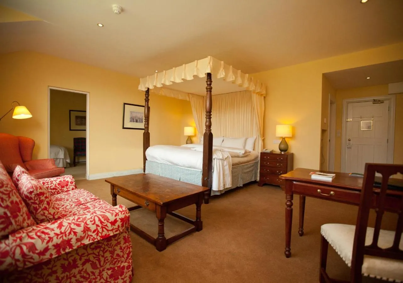 Bedroom, Bed in The Dunraven, Adare