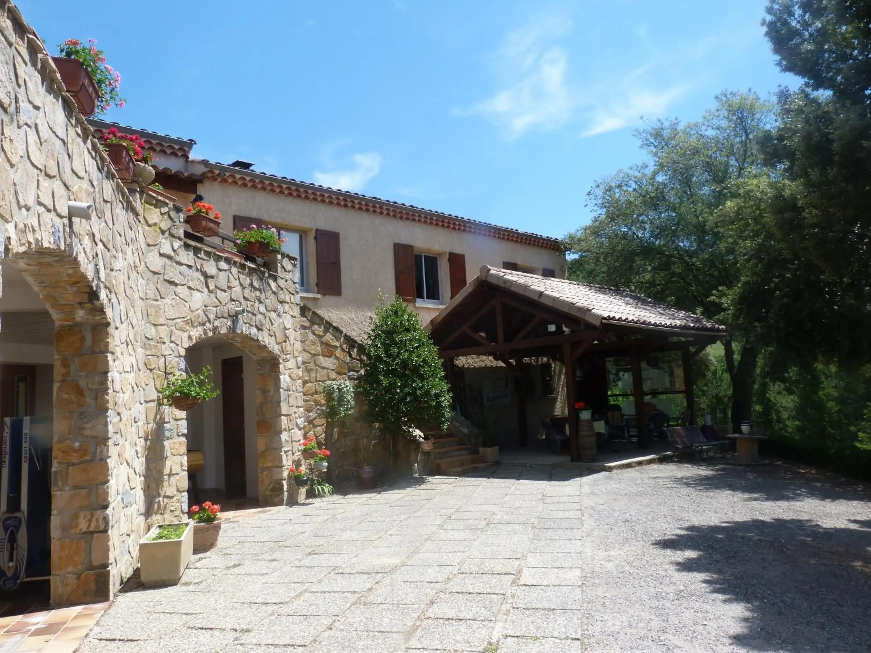 Double Room in "Le Pigeonnier" chambre d'hôte Double Room in "Le Pigeonnier" chambre d'hôte