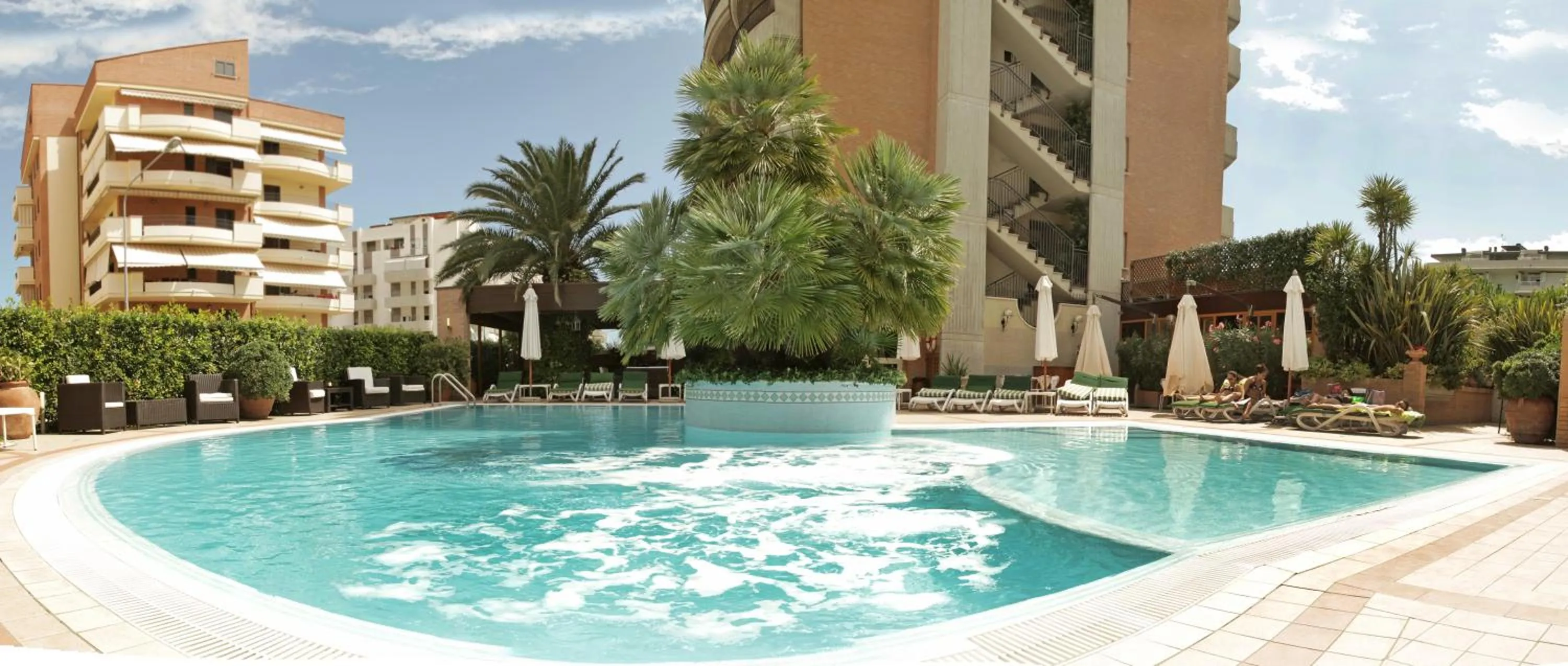 Hot Tub in Residence Torre Del Mar