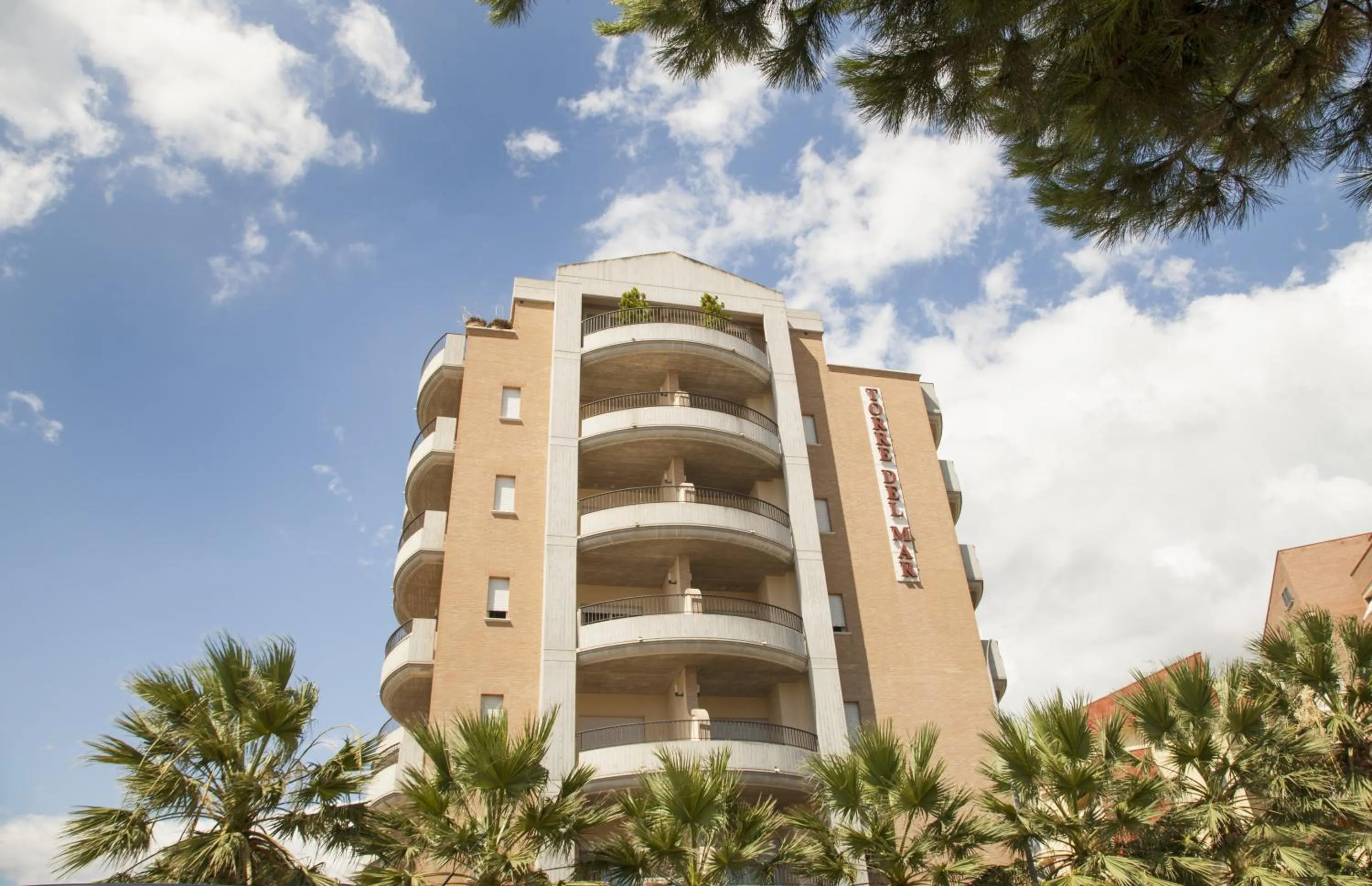 Property building in Residence Torre Del Mar