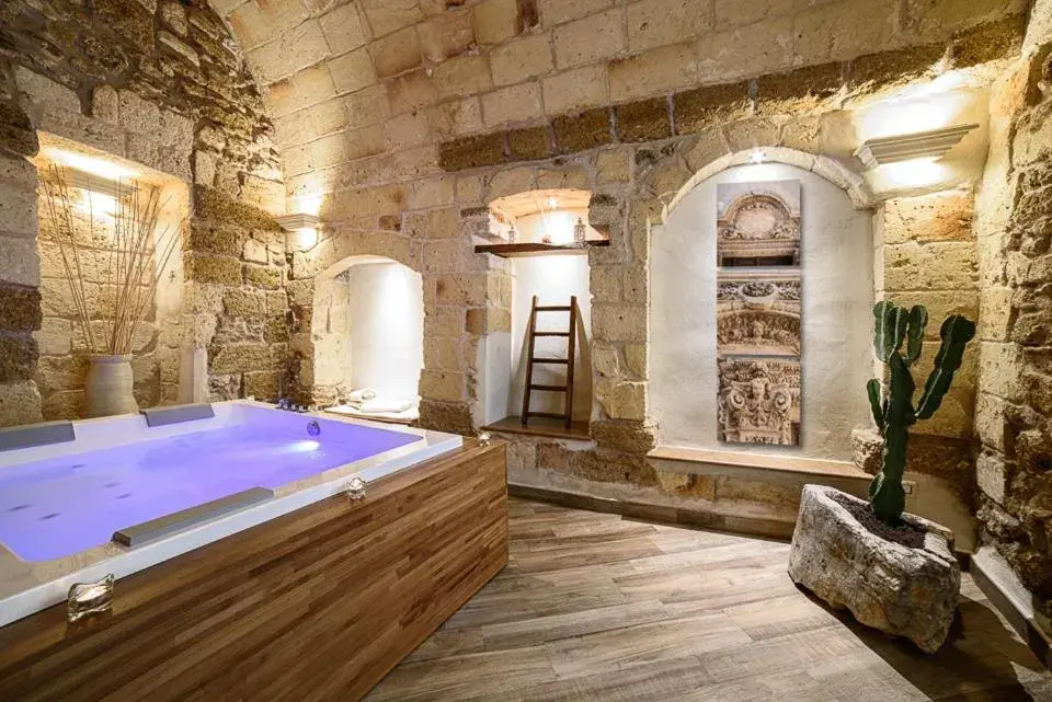 King Suite with Spa Bath in Sacratum B&B Suite Spa King Suite with Spa Bath in Sacratum B&B Suite Spa