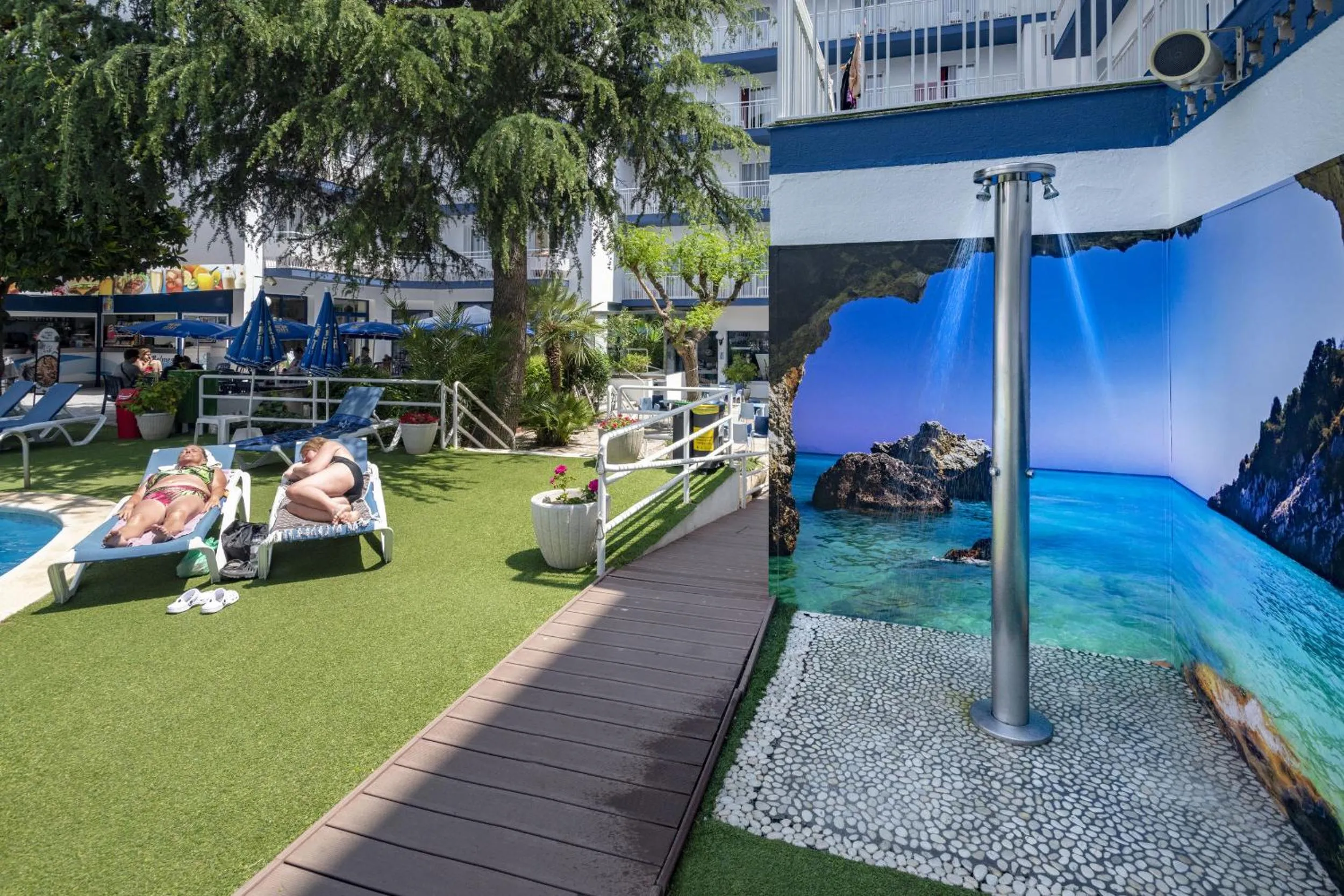 Garden in GHT Balmes, Hotel-Aparthotel&SPLASH