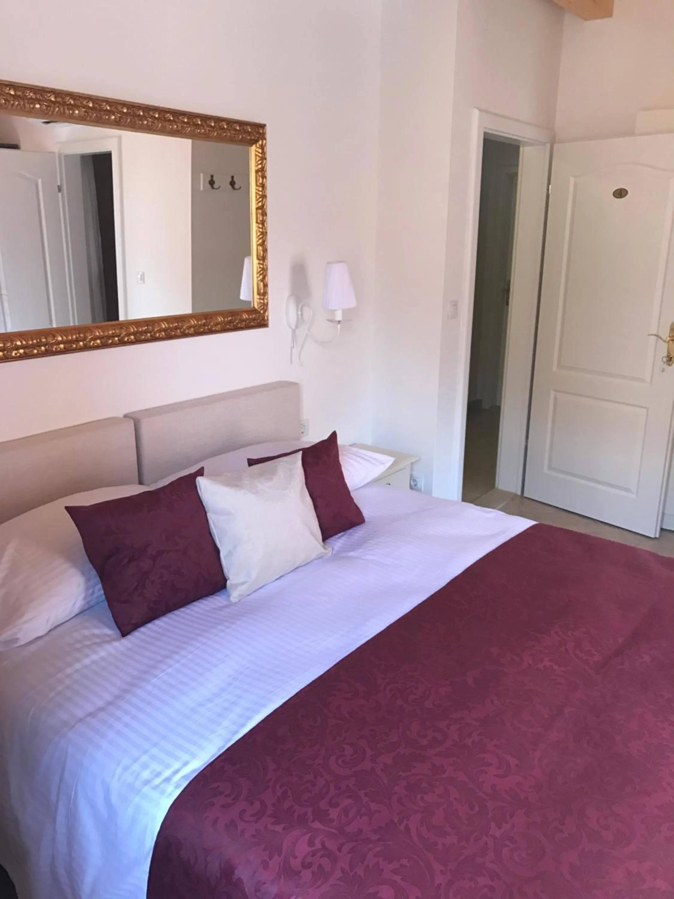 Photo of the whole room in Villa Sigurata II