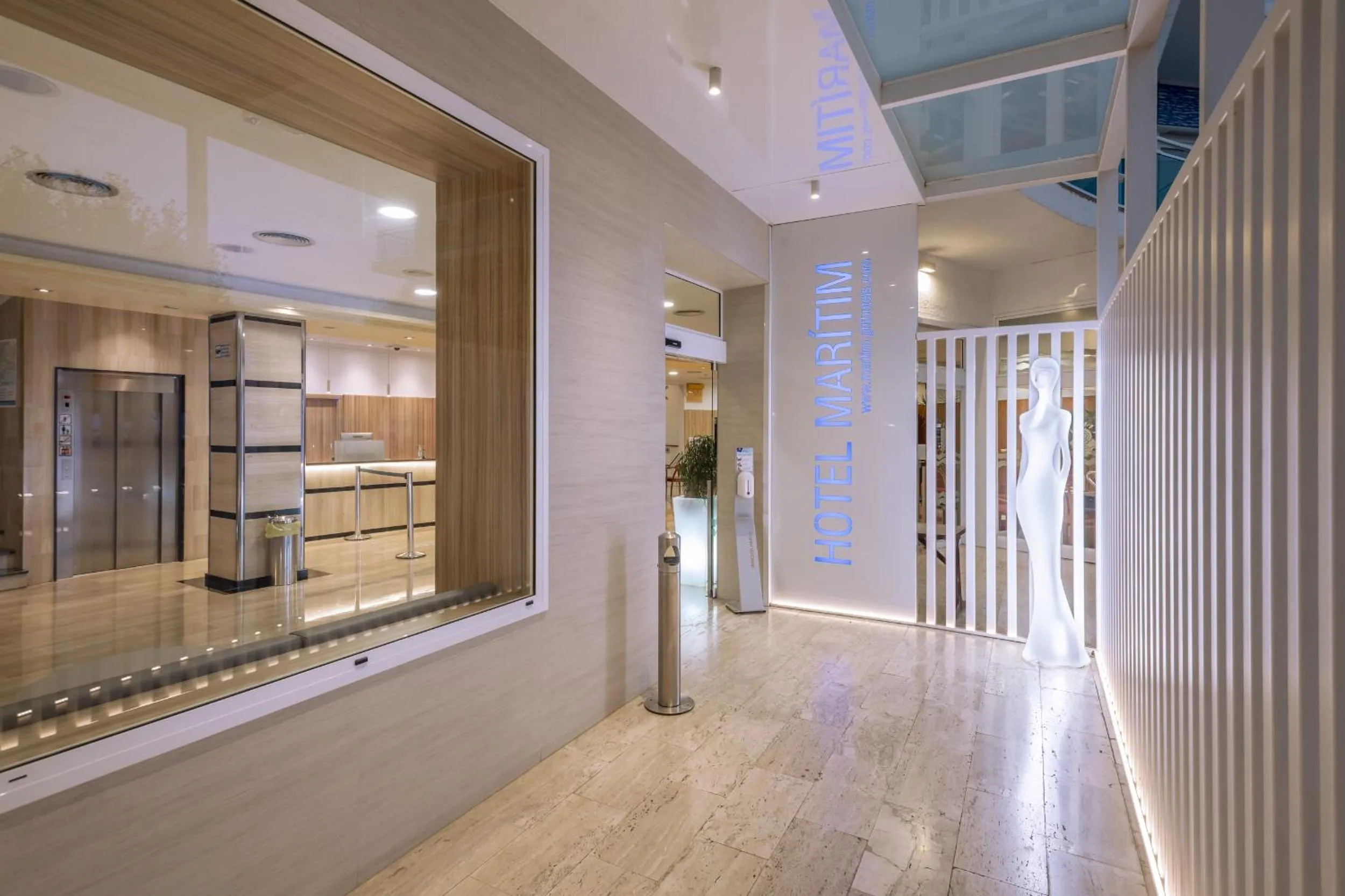 Facade/entrance in GHT Maritim