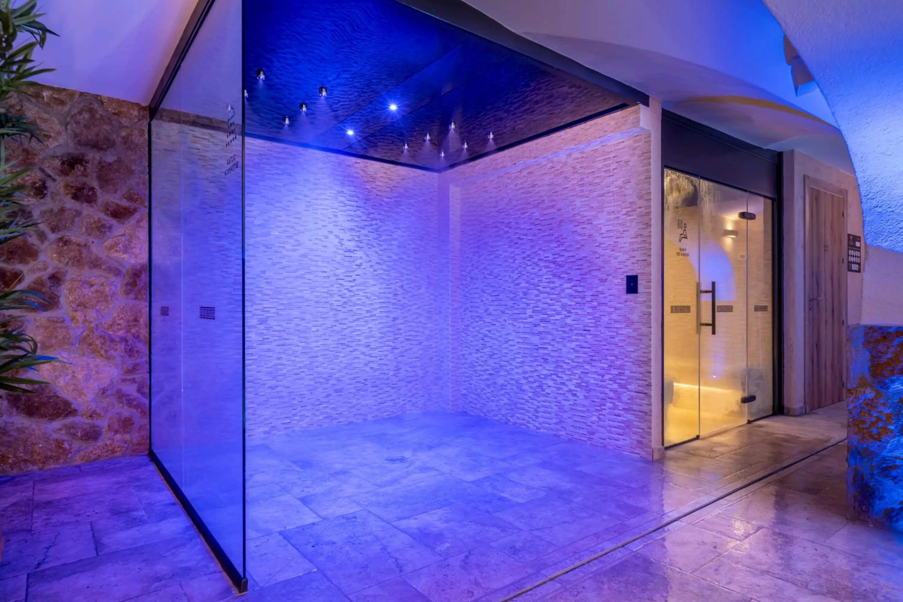 Spa and wellness centre/facilities in Hotel GHT Neptuno-Tossa & Venus SPA