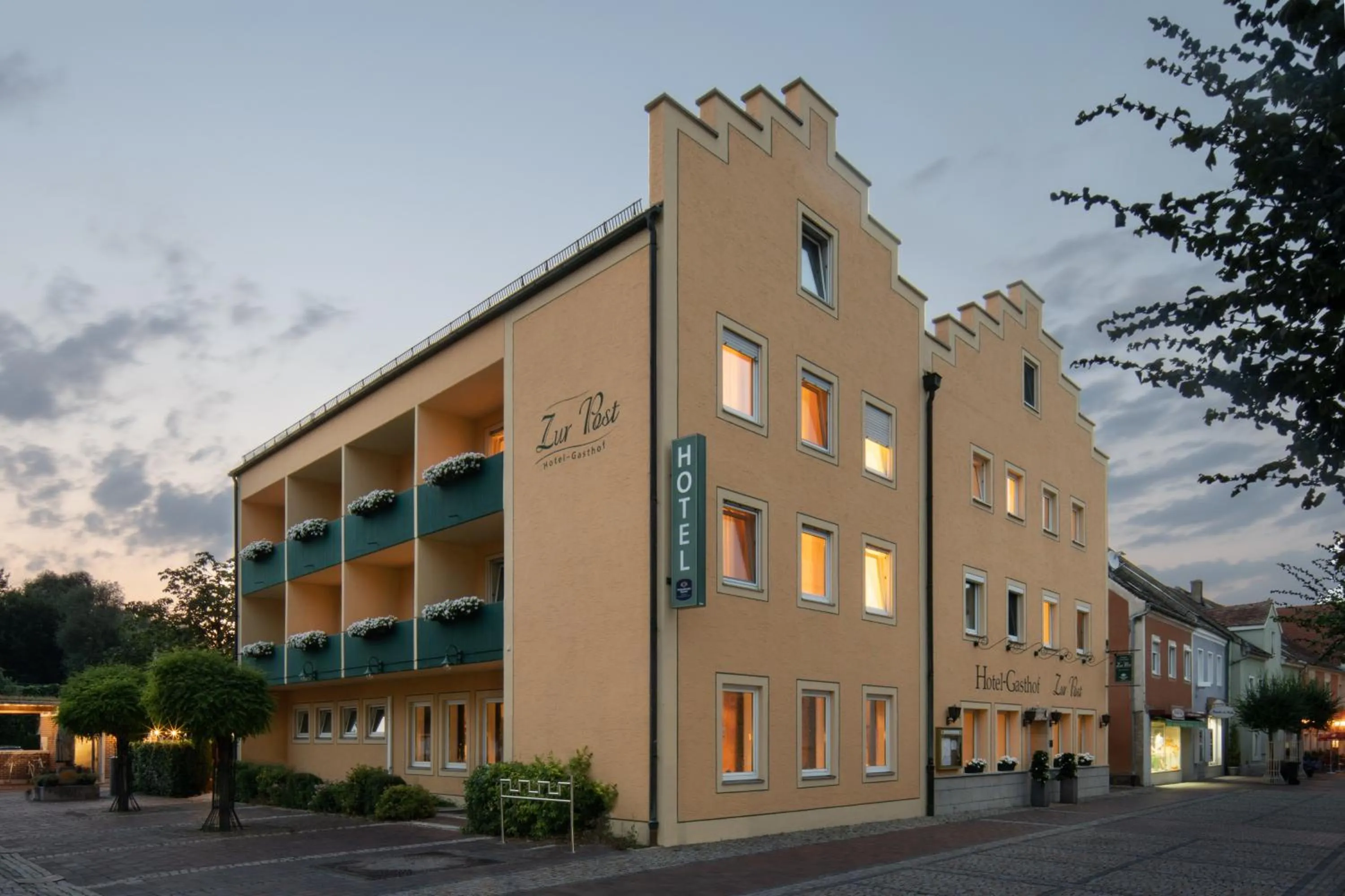 Property building in Hotel Zur Post