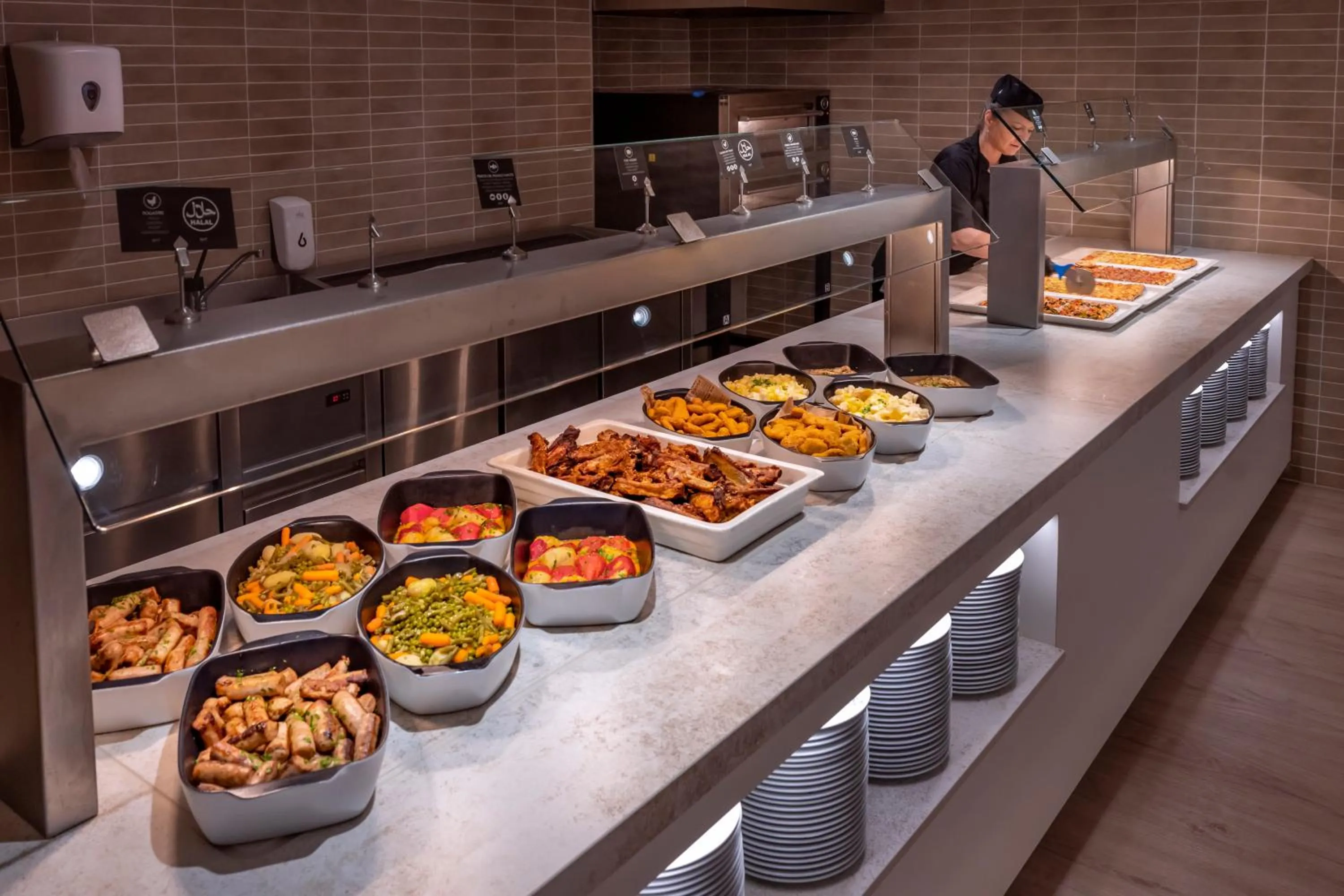 Food in GHT Oasis Park & Spa