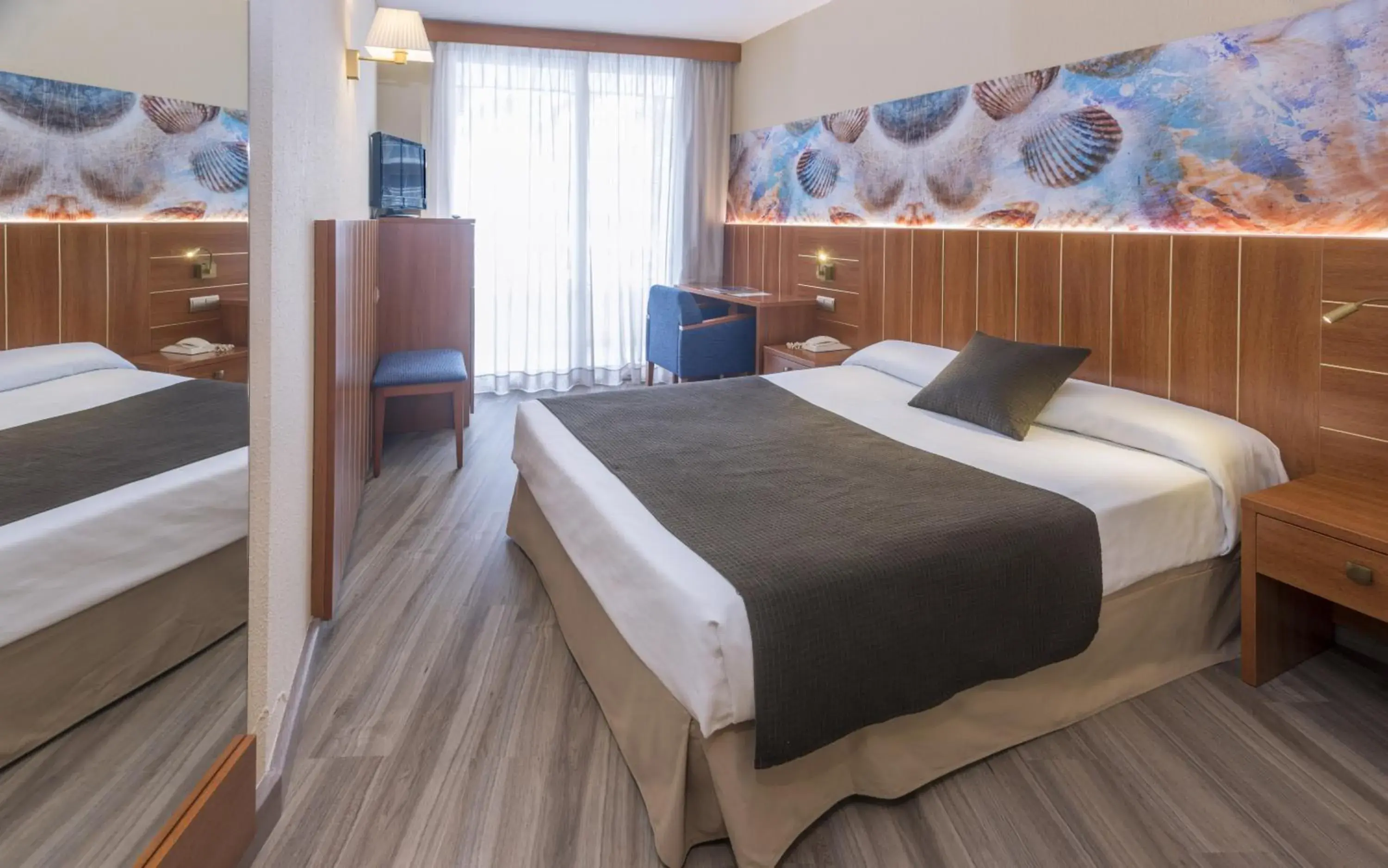 Photo of the whole room, Bed in GHT Aquarium & Spa Photo of the whole room, Bed in GHT Aquarium & Spa