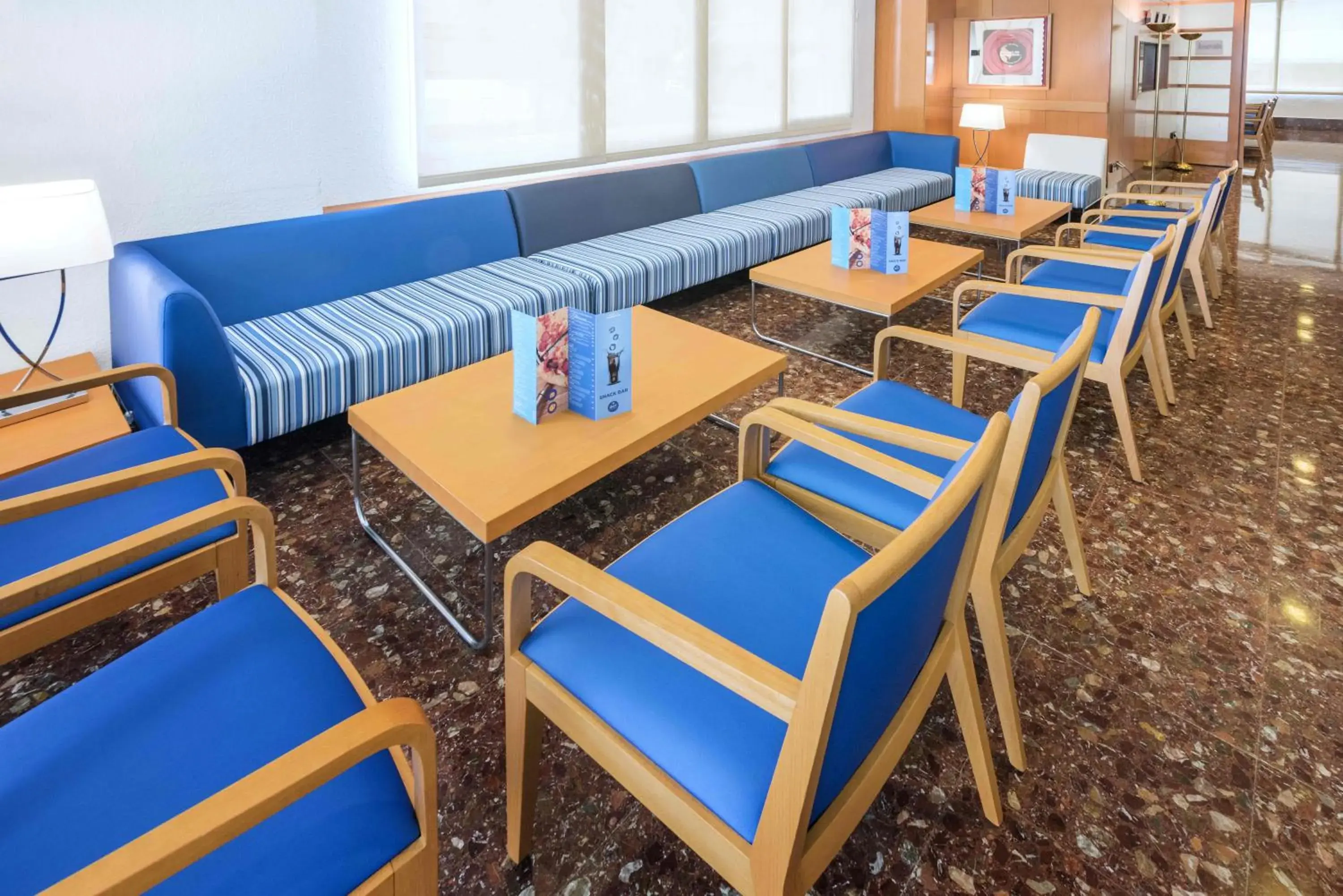 Lounge or bar in GHT Aquarium & Spa Lounge or bar in GHT Aquarium & Spa