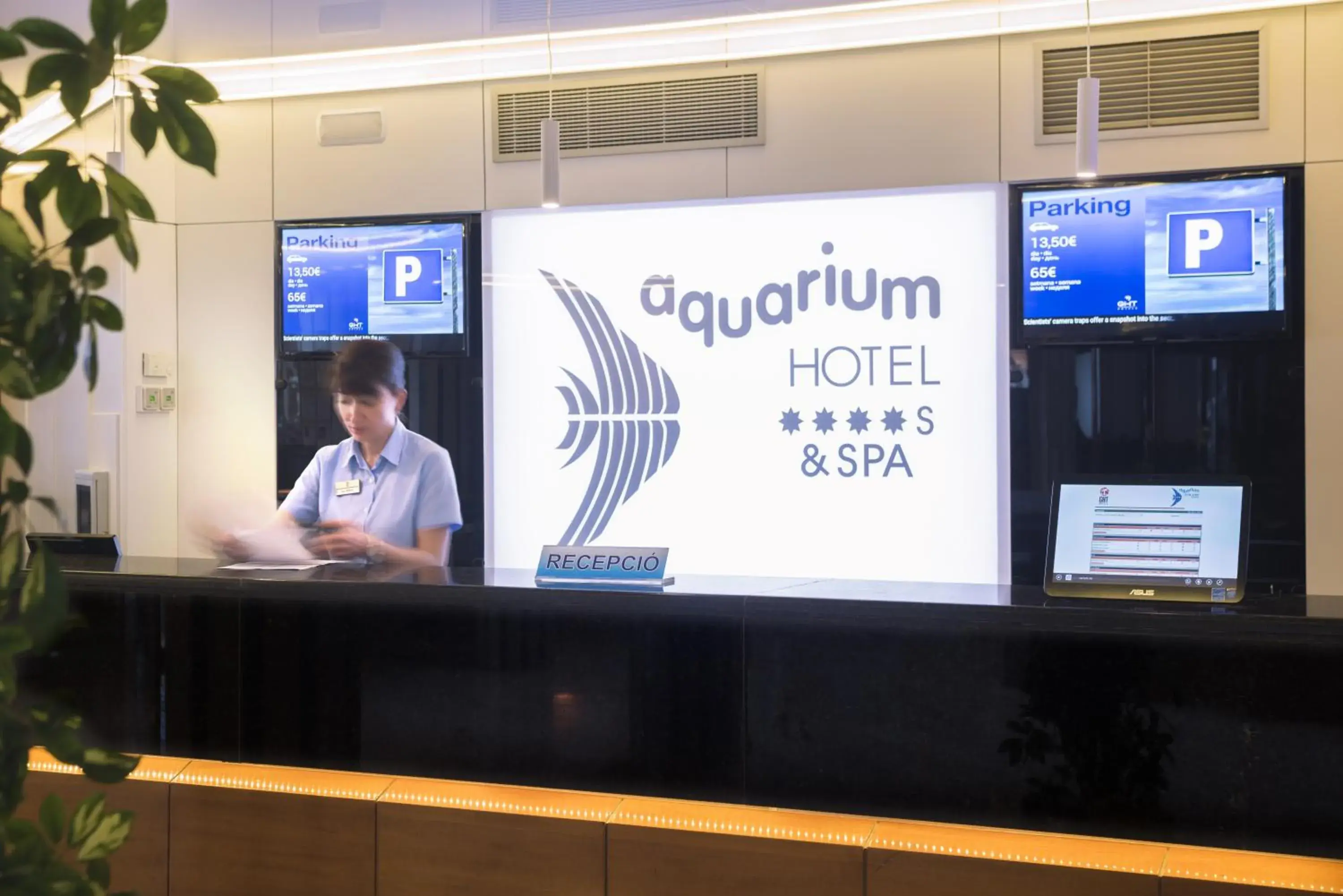 Lobby or reception in GHT Aquarium & Spa Lobby or reception in GHT Aquarium & Spa