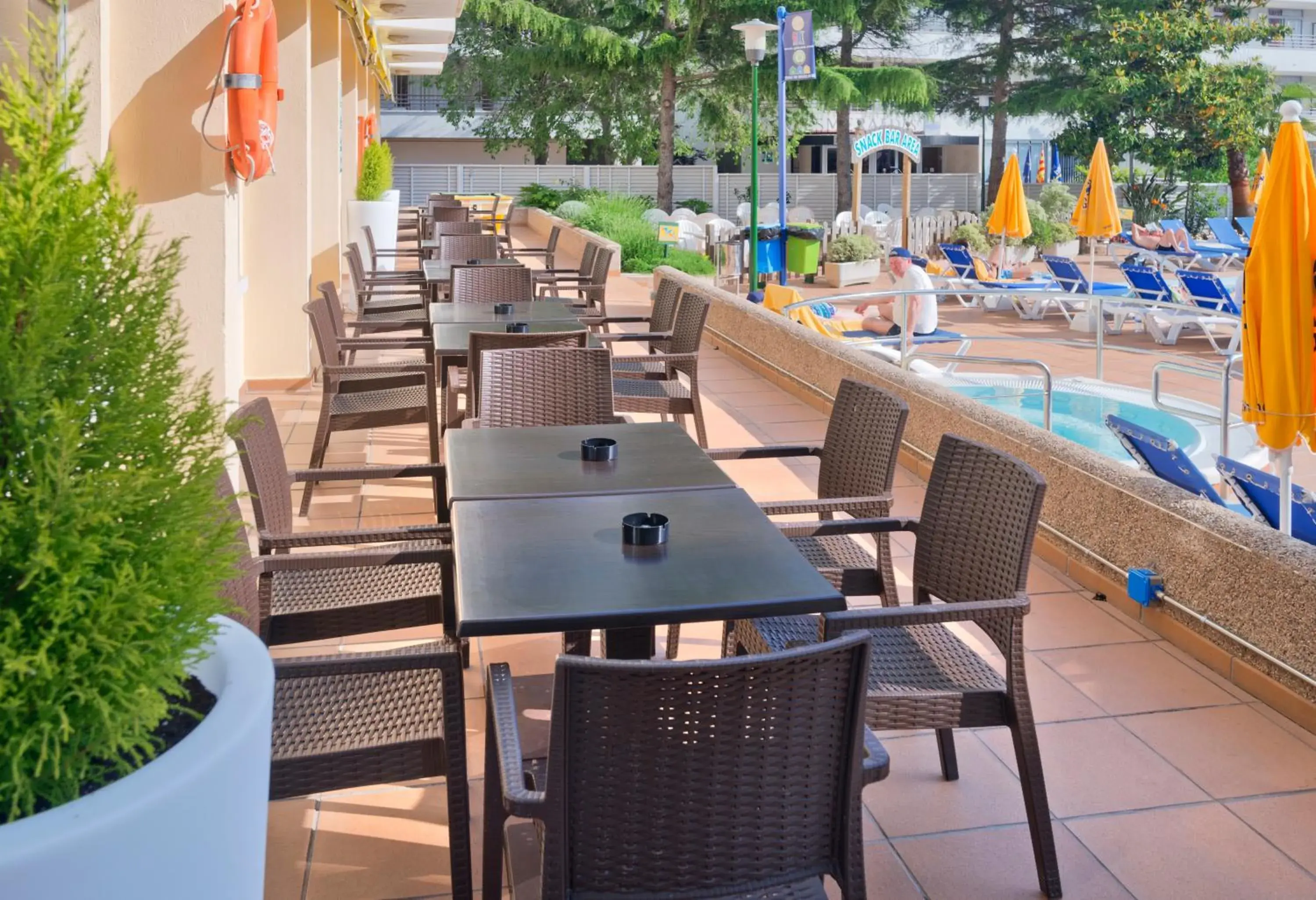 Restaurant/places to eat in GHT Oasis Tossa & Spa Restaurant/places to eat in GHT Oasis Tossa & Spa